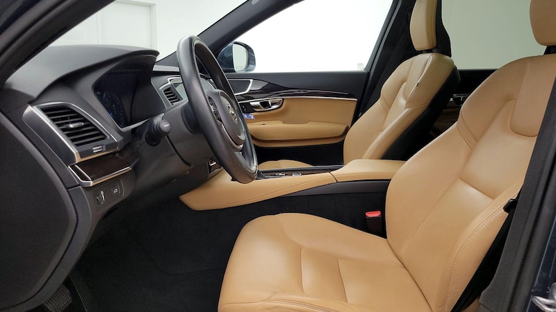 2019 Volvo XC90 T6 Momentum 11