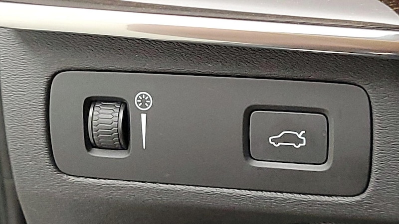 2019 Volvo XC90 T6 Momentum 13