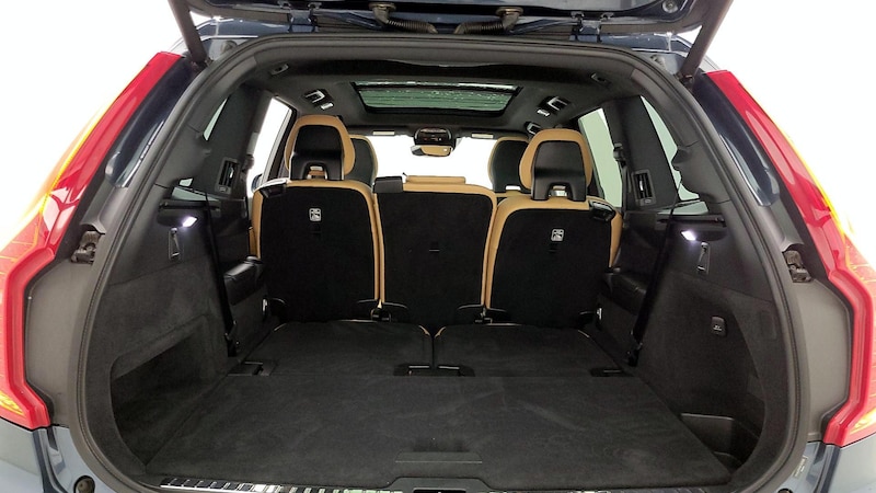 2019 Volvo XC90 T6 Momentum 22