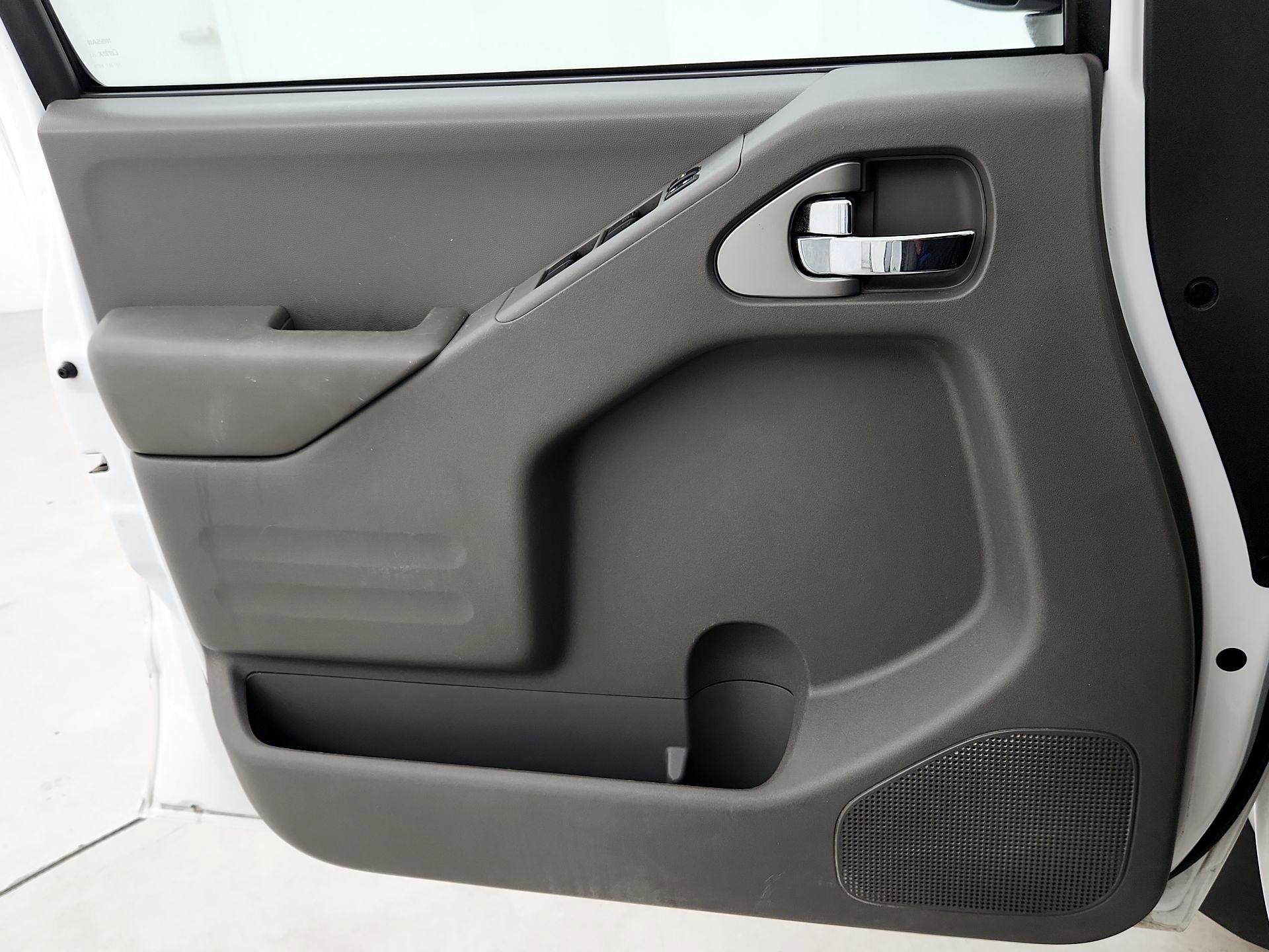Thumbnail: 2021 Nissan Frontier - 12