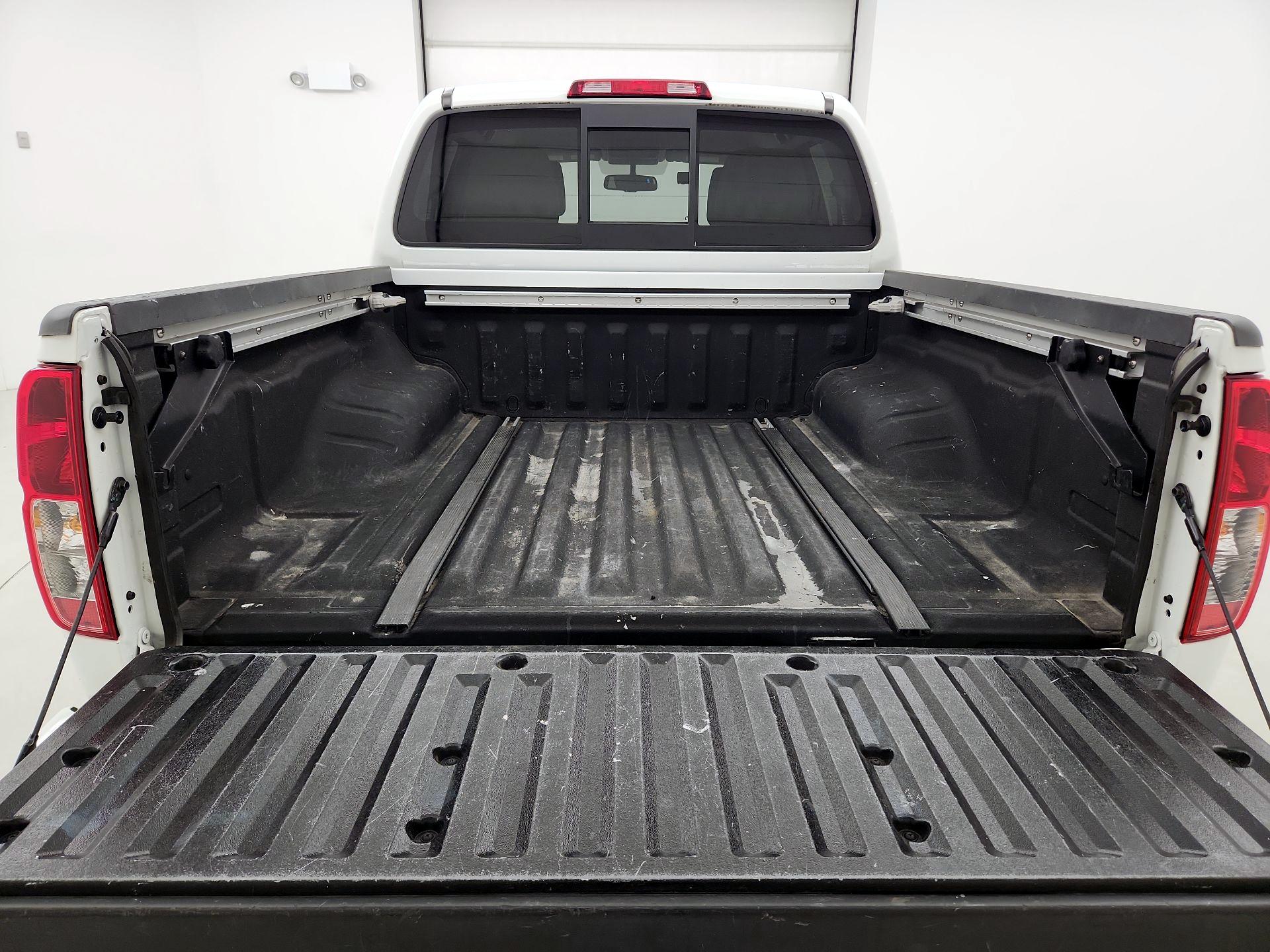 Thumbnail: 2021 Nissan Frontier - 20