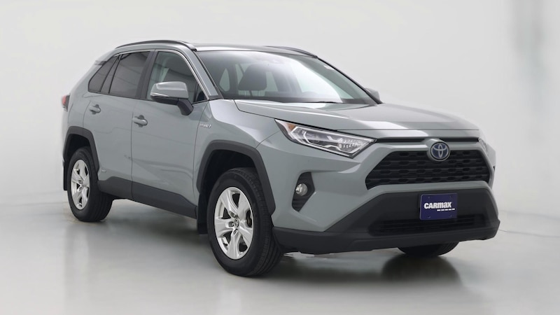 2021 Toyota RAV4 XLE Hero Image