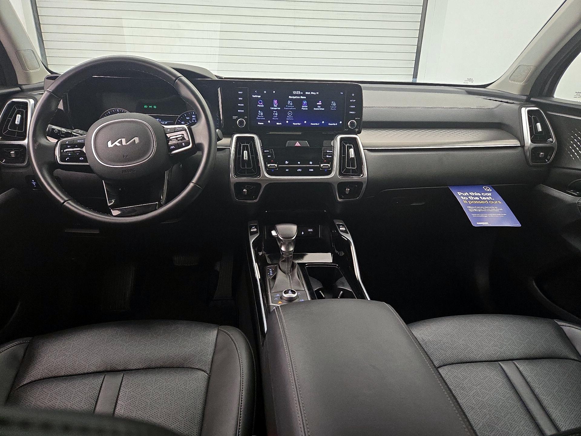 Thumbnail: 2022 Kia Sorento - 9