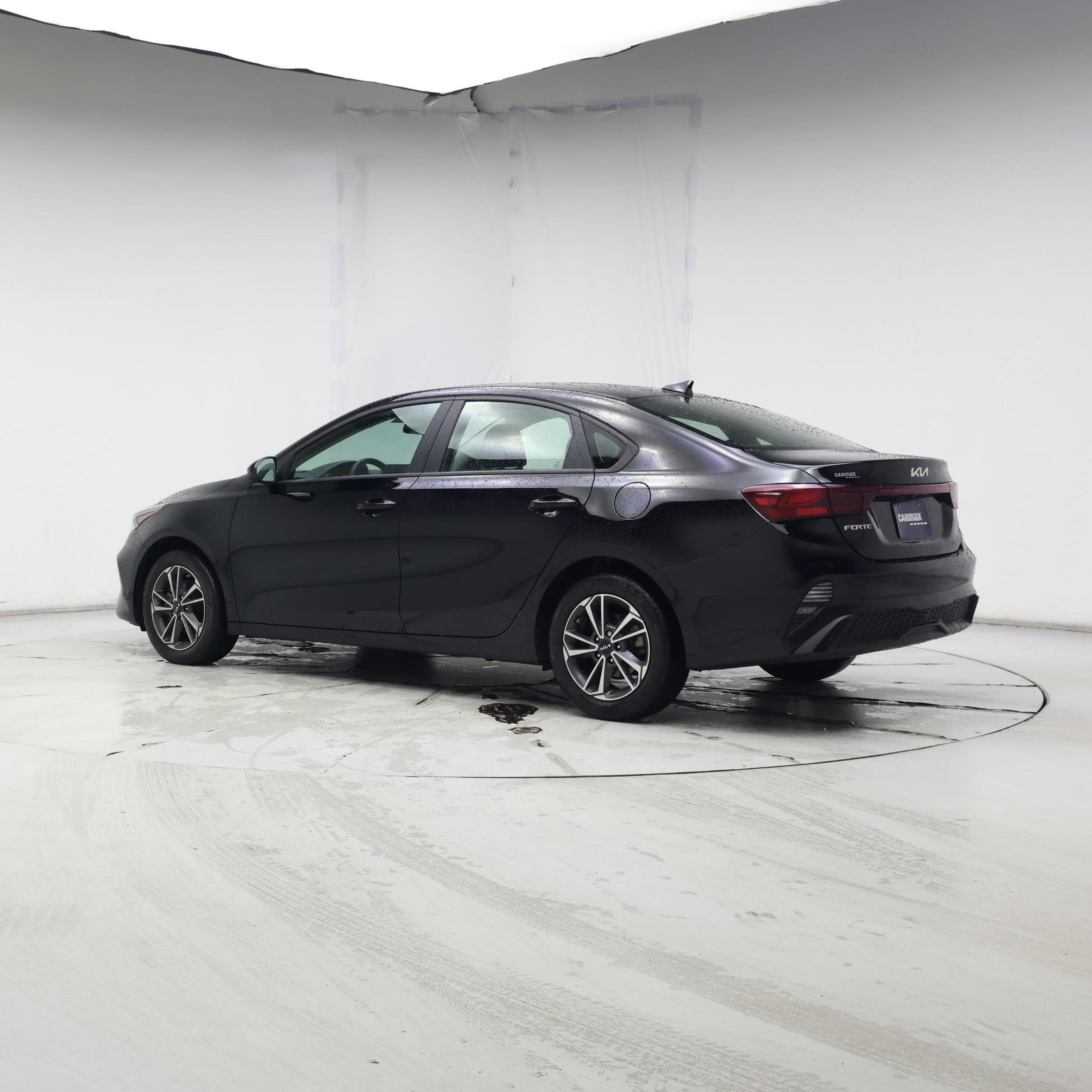 Thumbnail: 2022 Kia Forte - 2