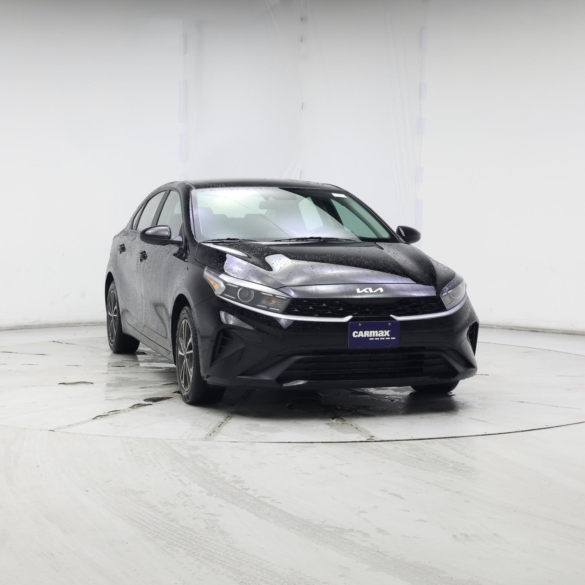 Thumbnail: 2022 Kia Forte - 5