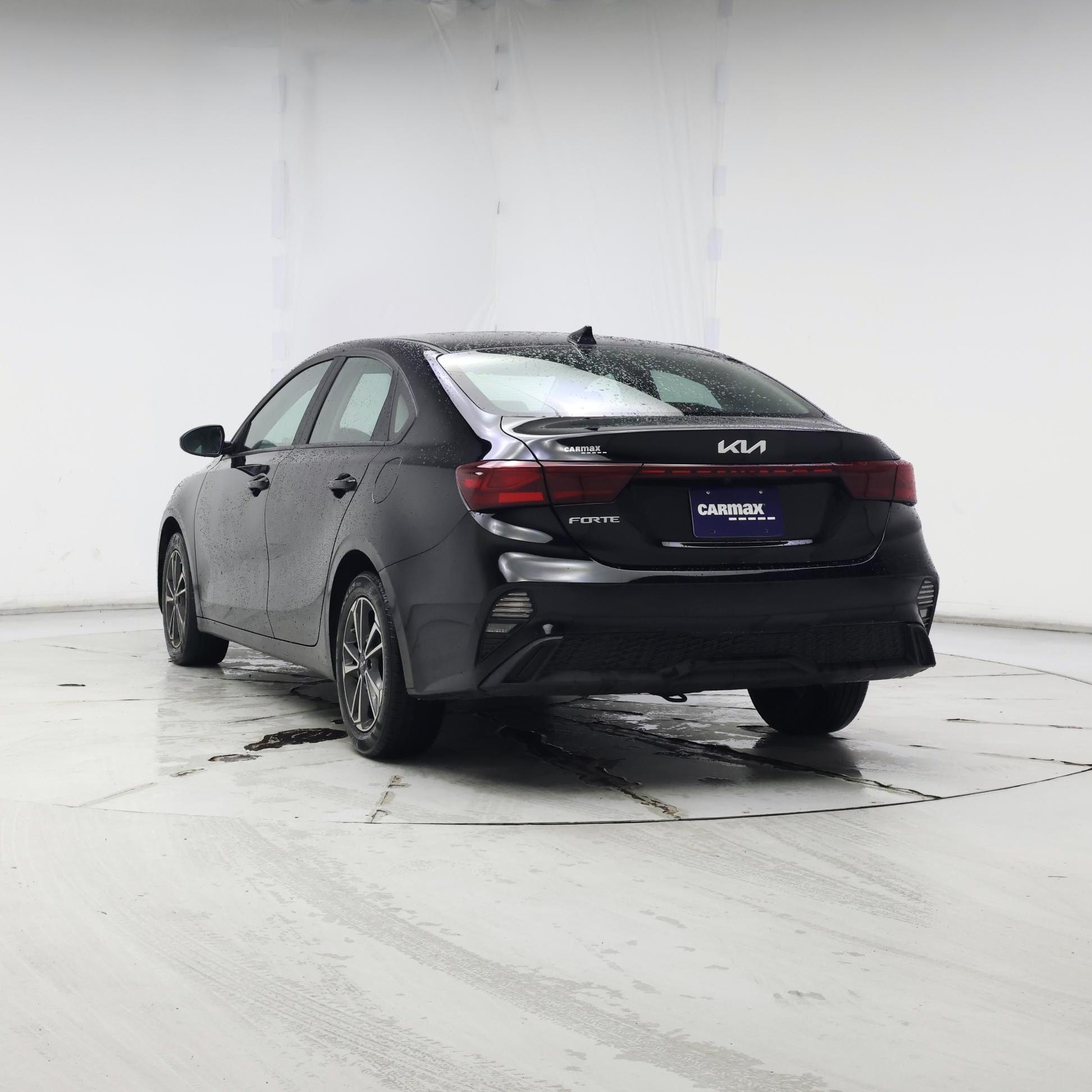 Thumbnail: 2022 Kia Forte - 6