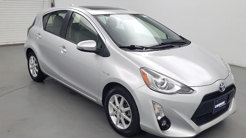 2016 Toyota Prius c Four Hero Image