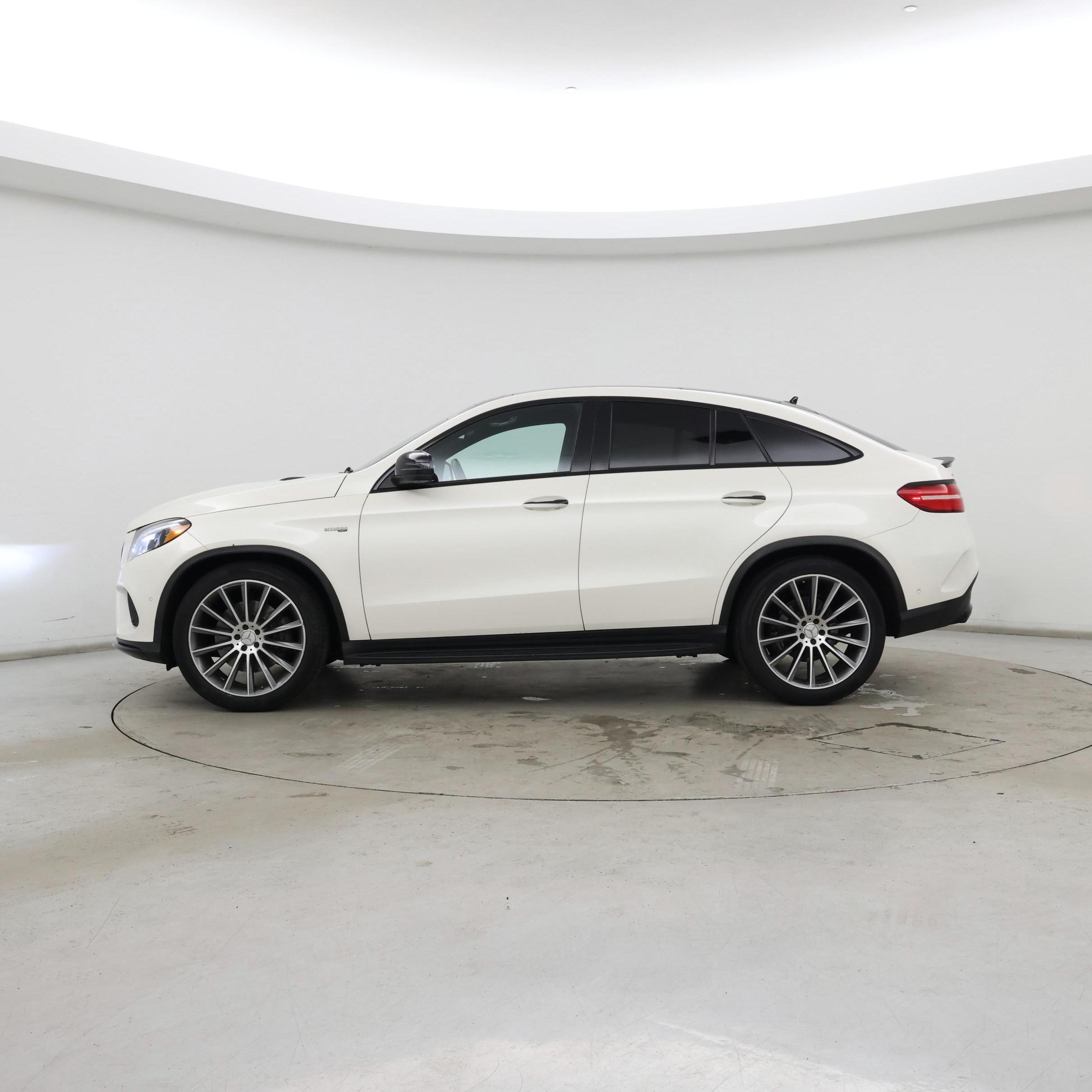 Thumbnail: 2019 Mercedes-Benz GLE - 3