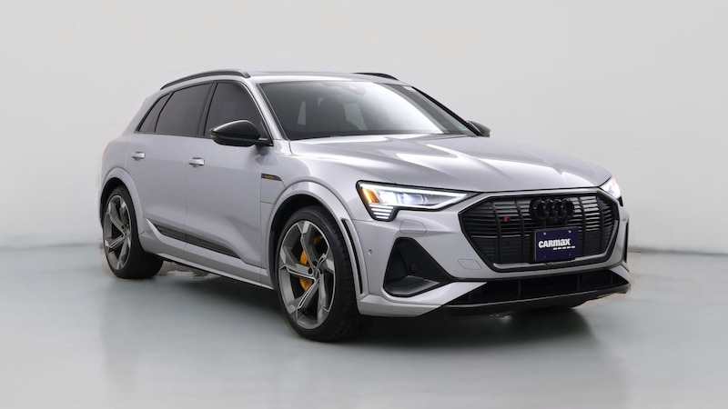 2022 Audi e-tron S Prestige Hero Image