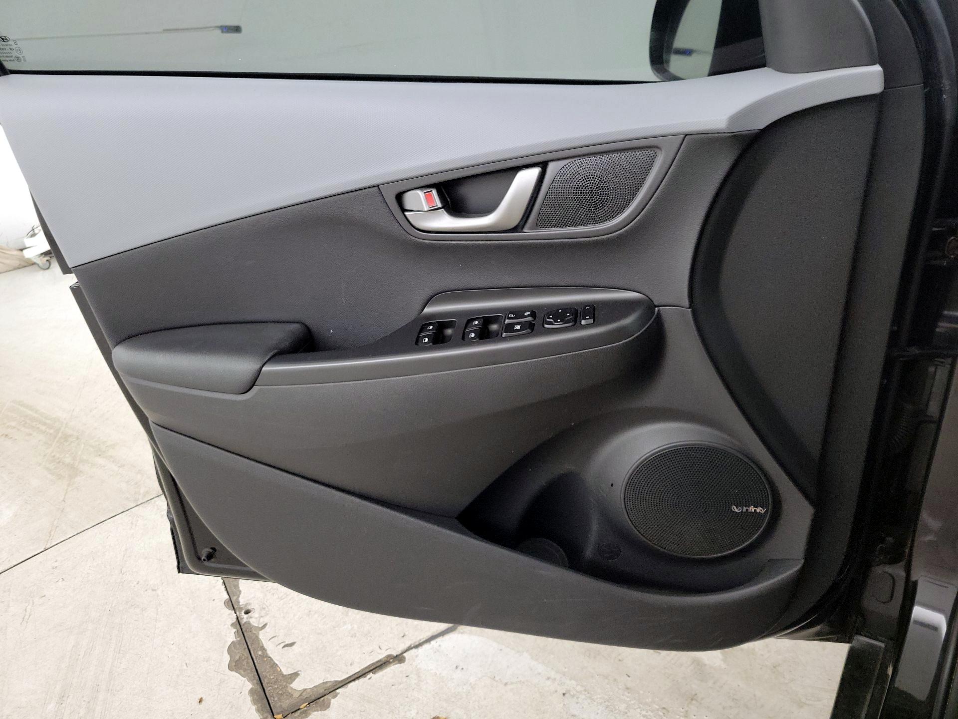 Thumbnail: 2020 Hyundai Kona - 12