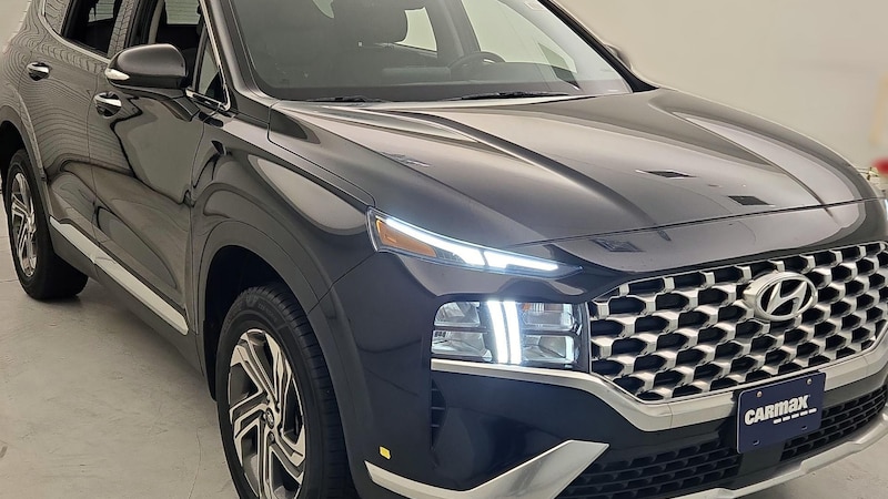 2021 Hyundai Santa Fe SEL Hero Image