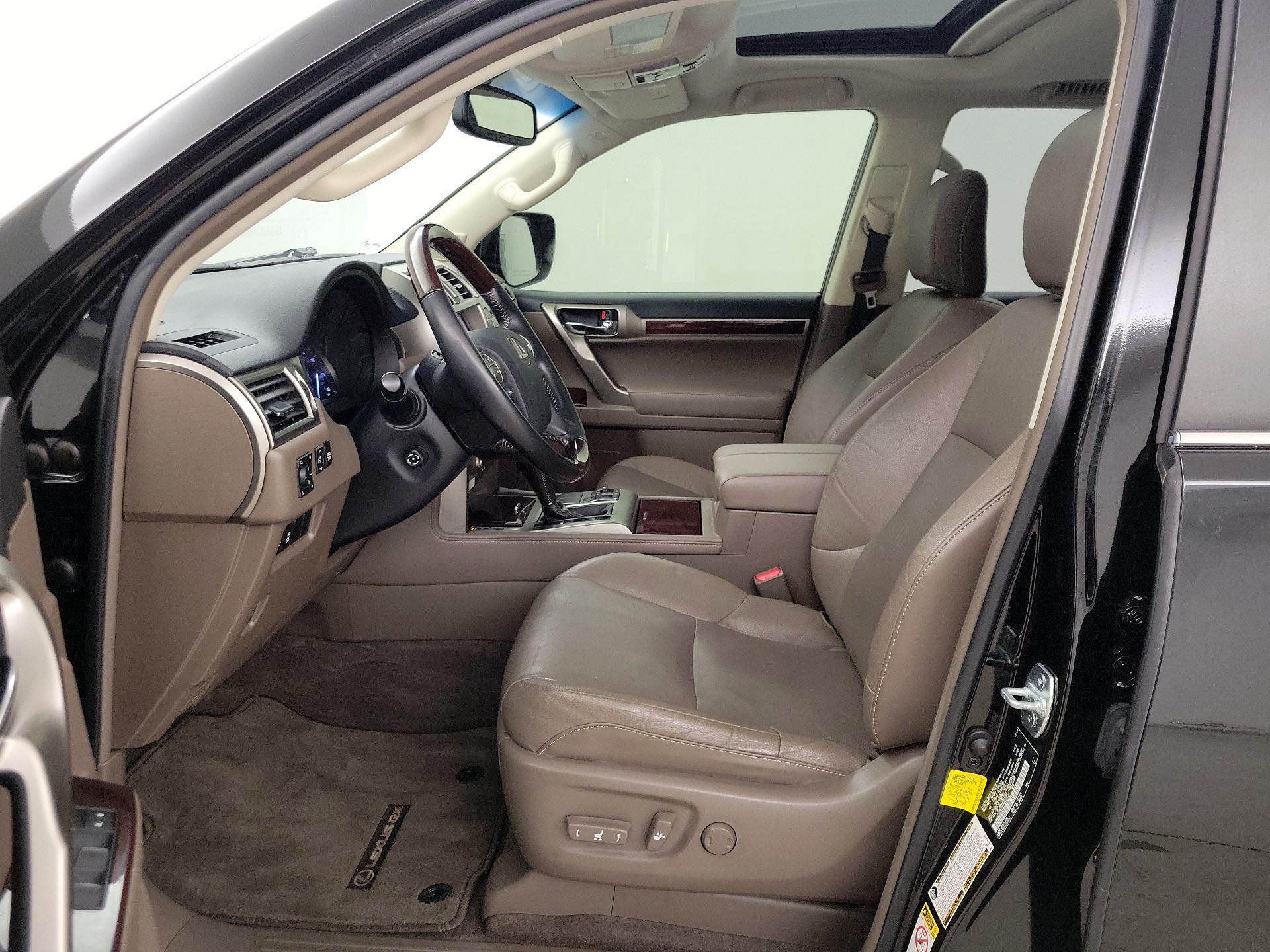 Thumbnail: 2019 Lexus GX - 11