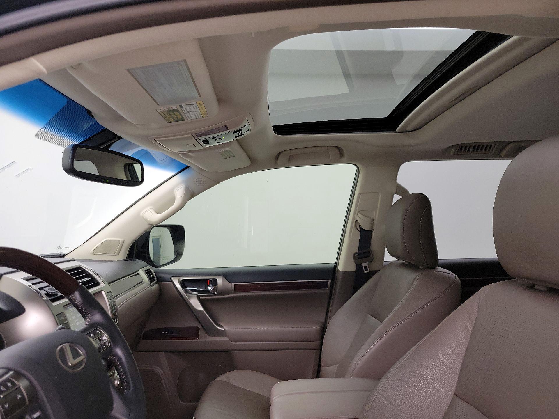 Thumbnail: 2019 Lexus GX - 20