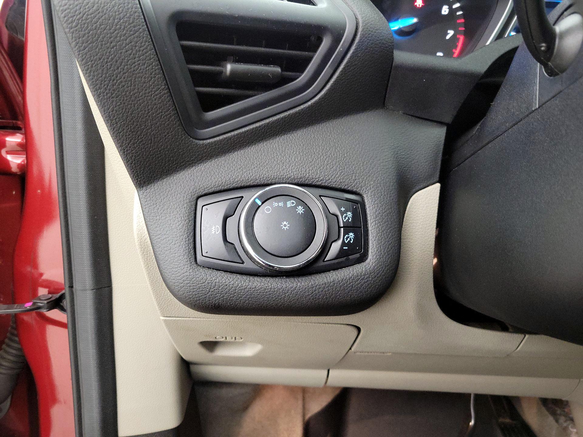 Thumbnail: 2014 Ford Escape - 13