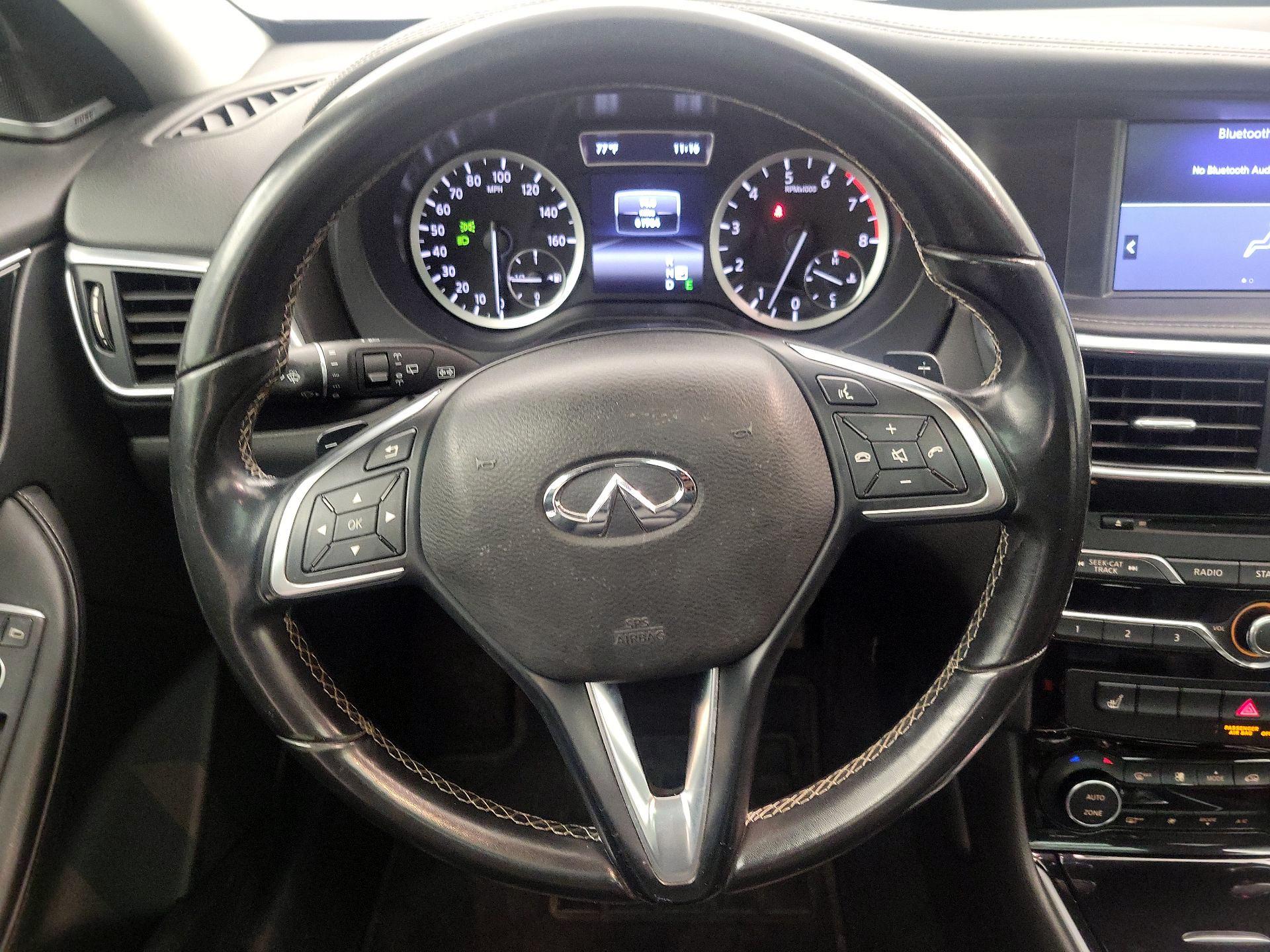 Thumbnail: 2018 INFINITI QX30 - 10