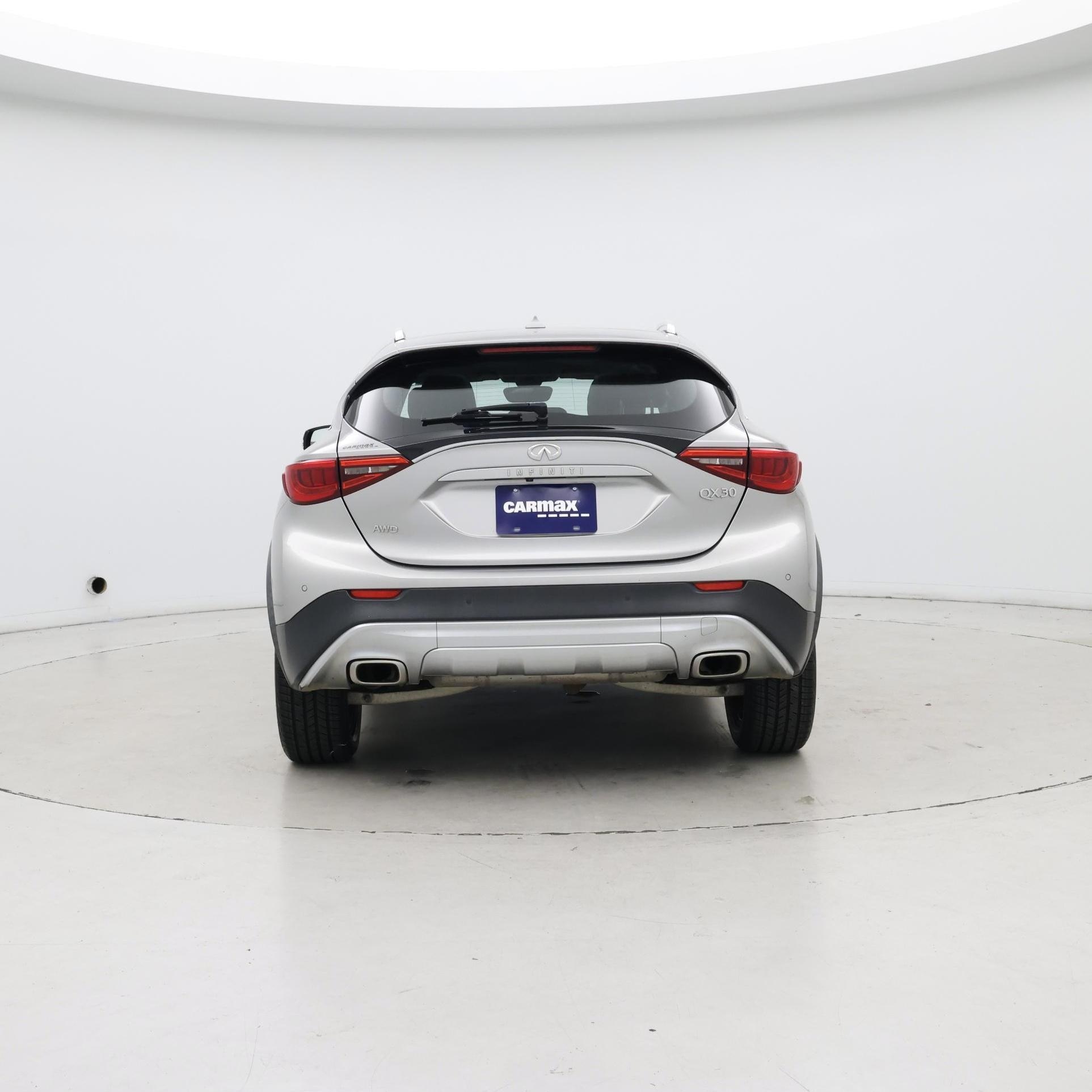 Thumbnail: 2018 INFINITI QX30 - 6