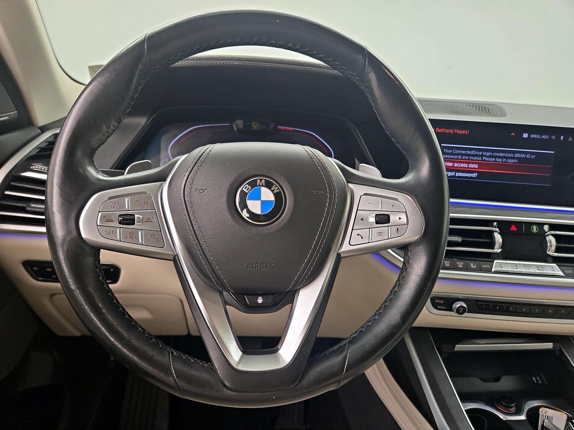 Thumbnail: 2019 BMW X7 - 10