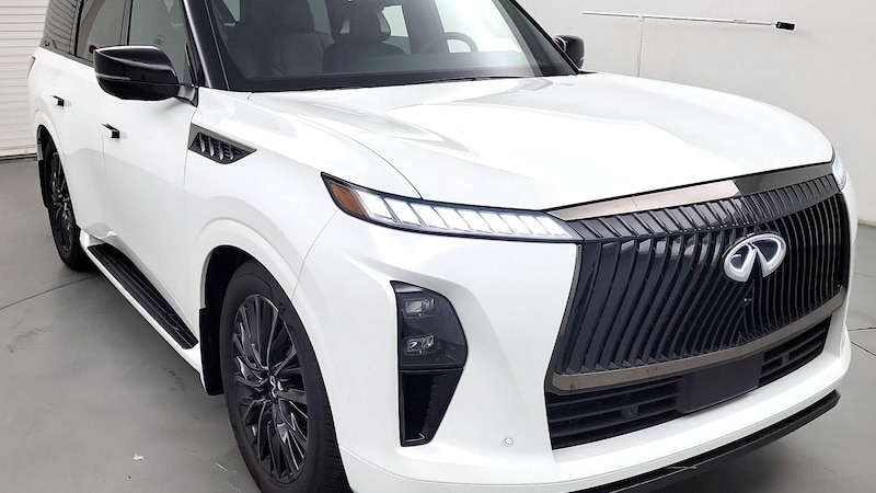 2025 INFINITI QX80 Autograph Hero Image