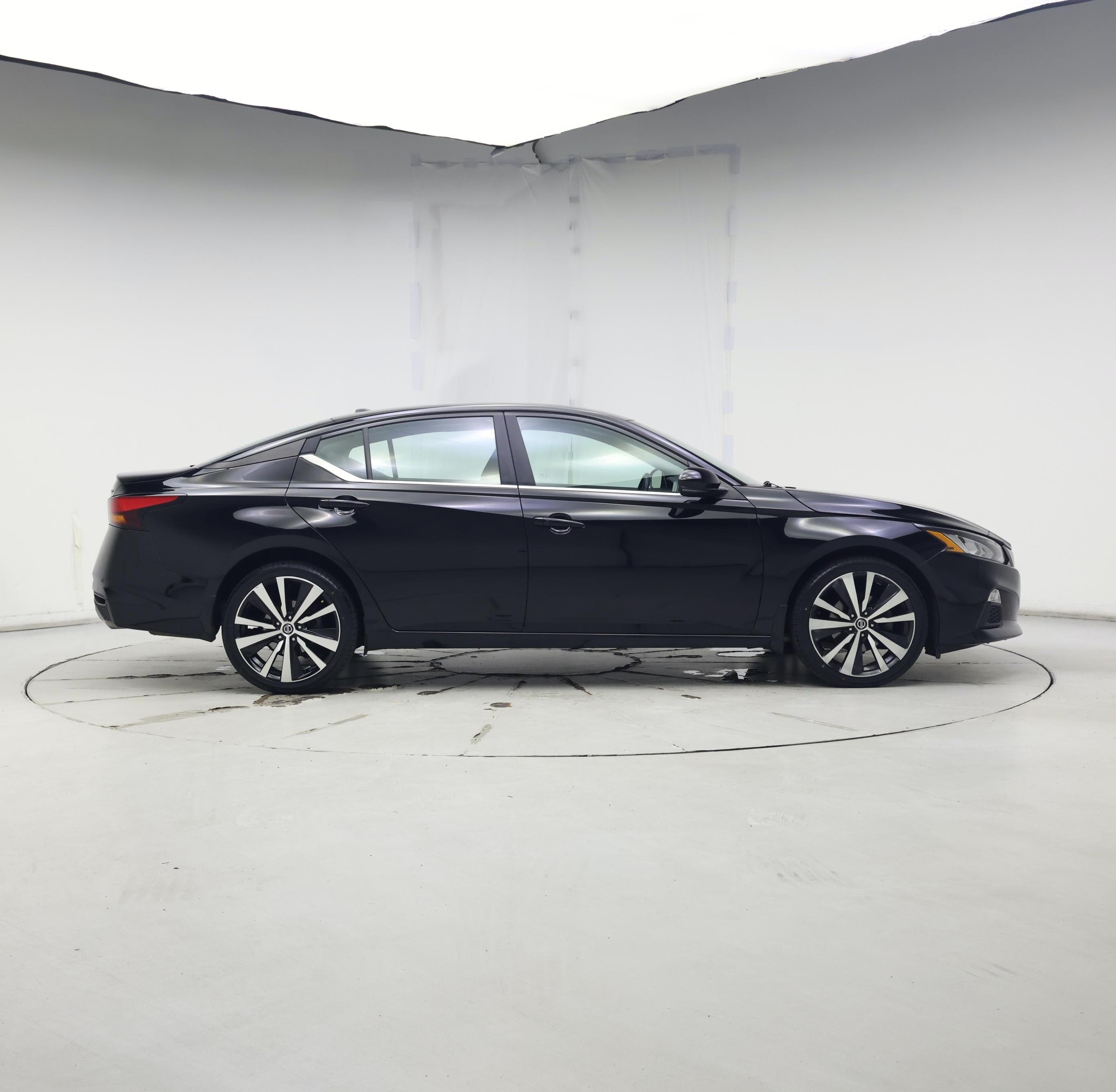 Thumbnail: 2020 Nissan Altima - 7