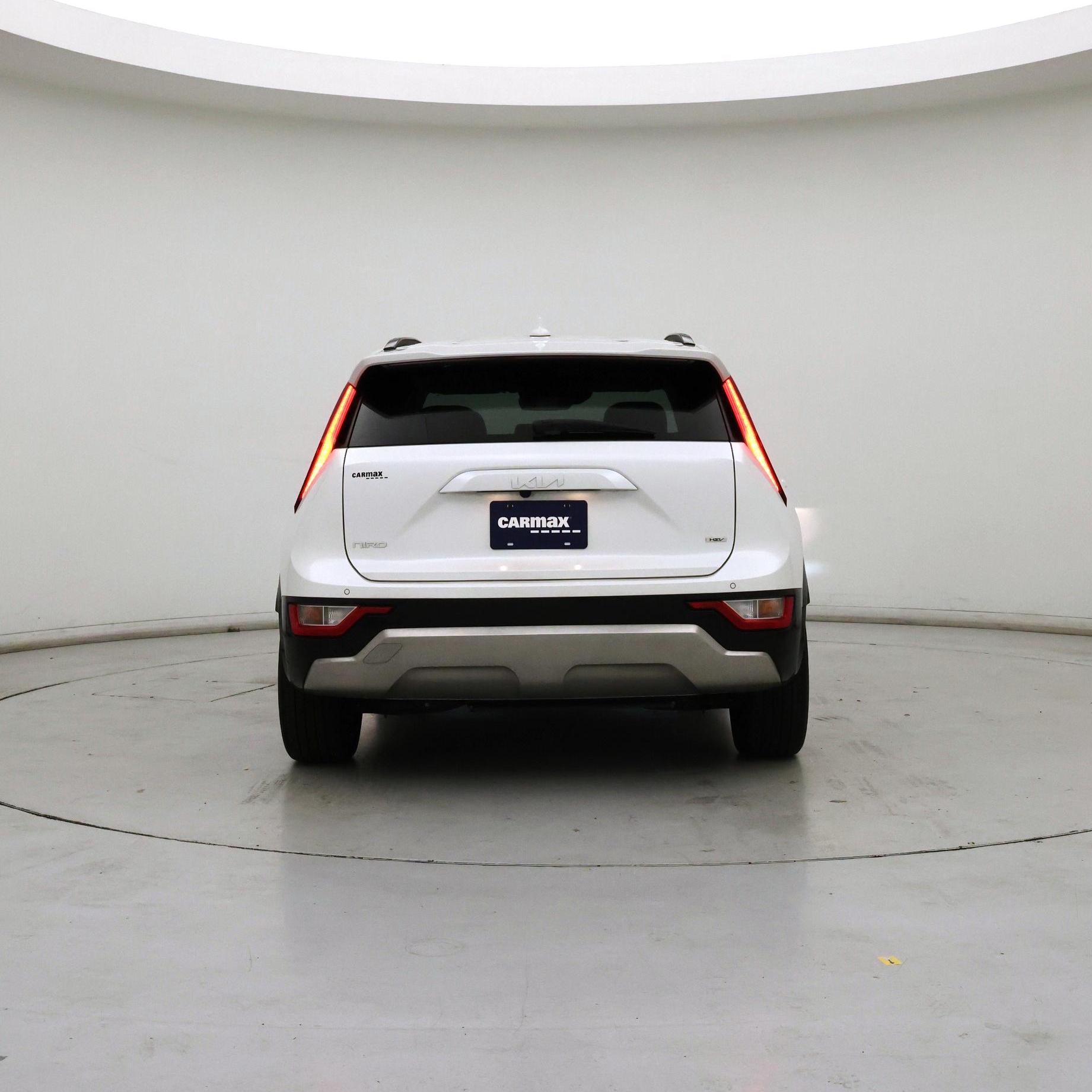 Thumbnail: 2023 Kia Niro - 6