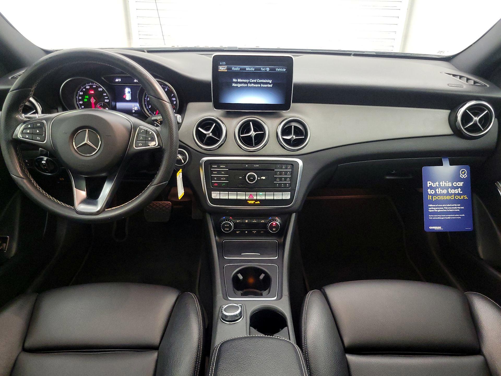 Thumbnail: 2018 Mercedes-Benz GLA - 9