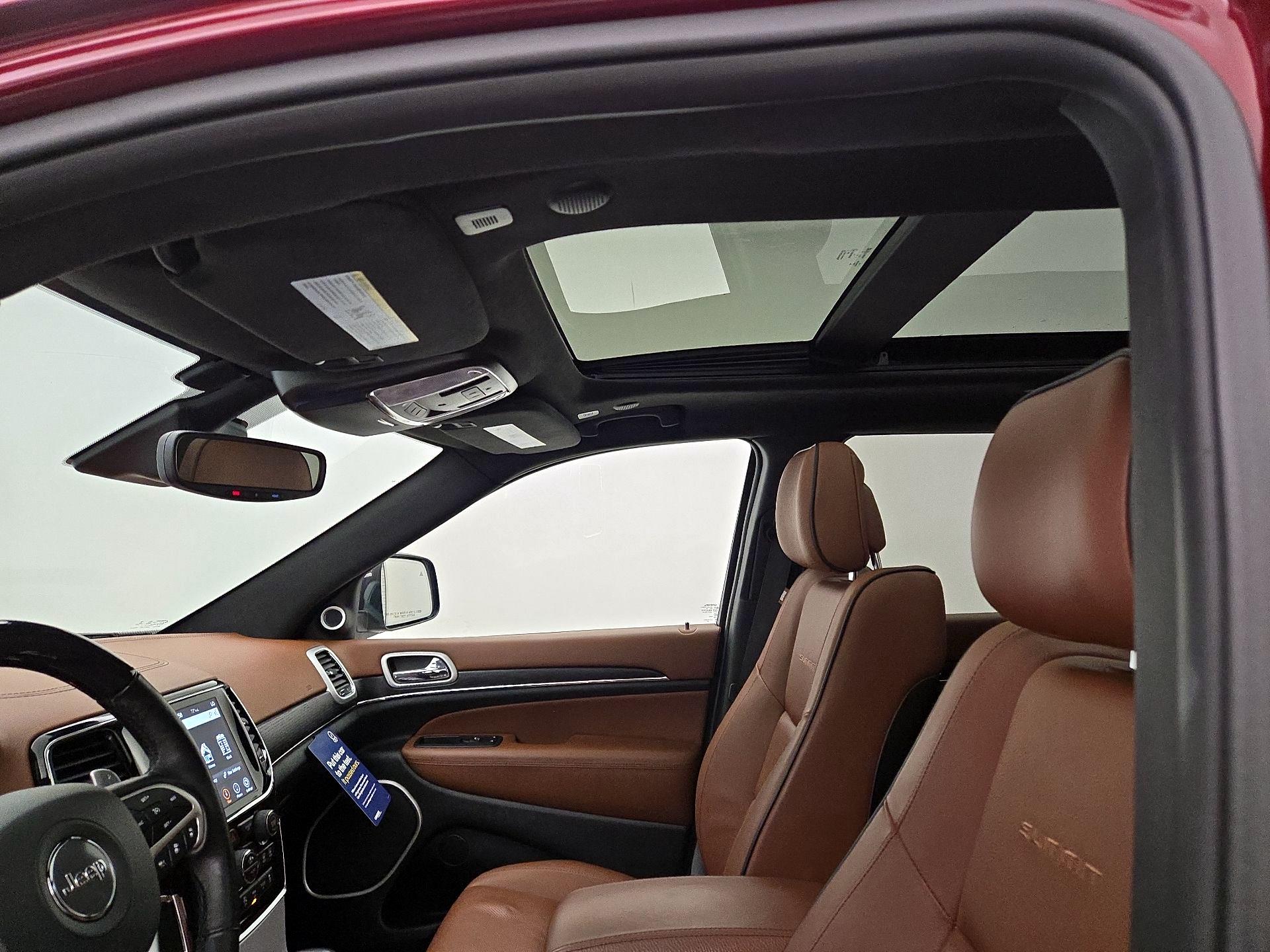 Thumbnail: 2021 Jeep Grand Cherokee - 20