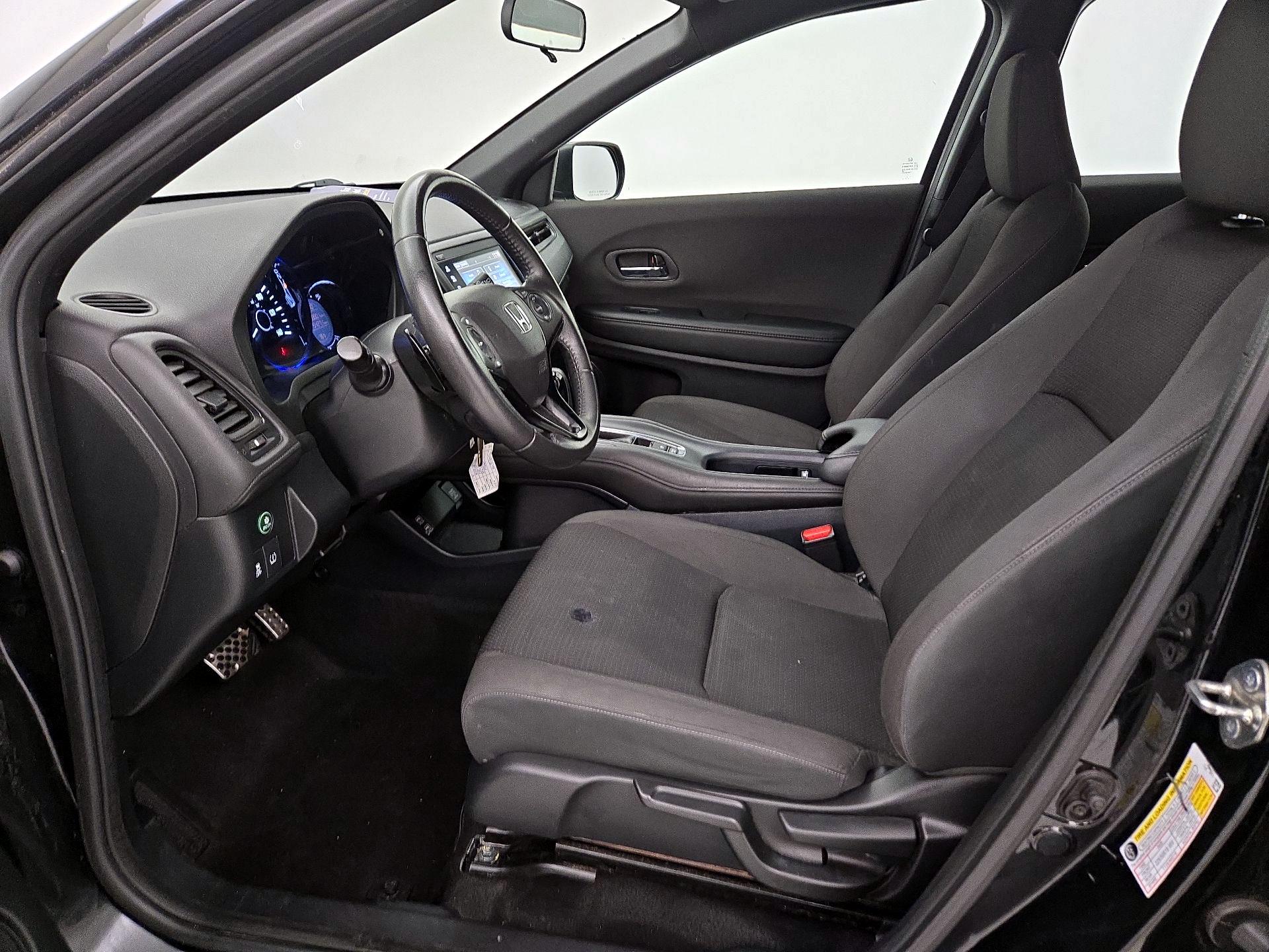 Thumbnail: 2019 Honda HR-V - 11
