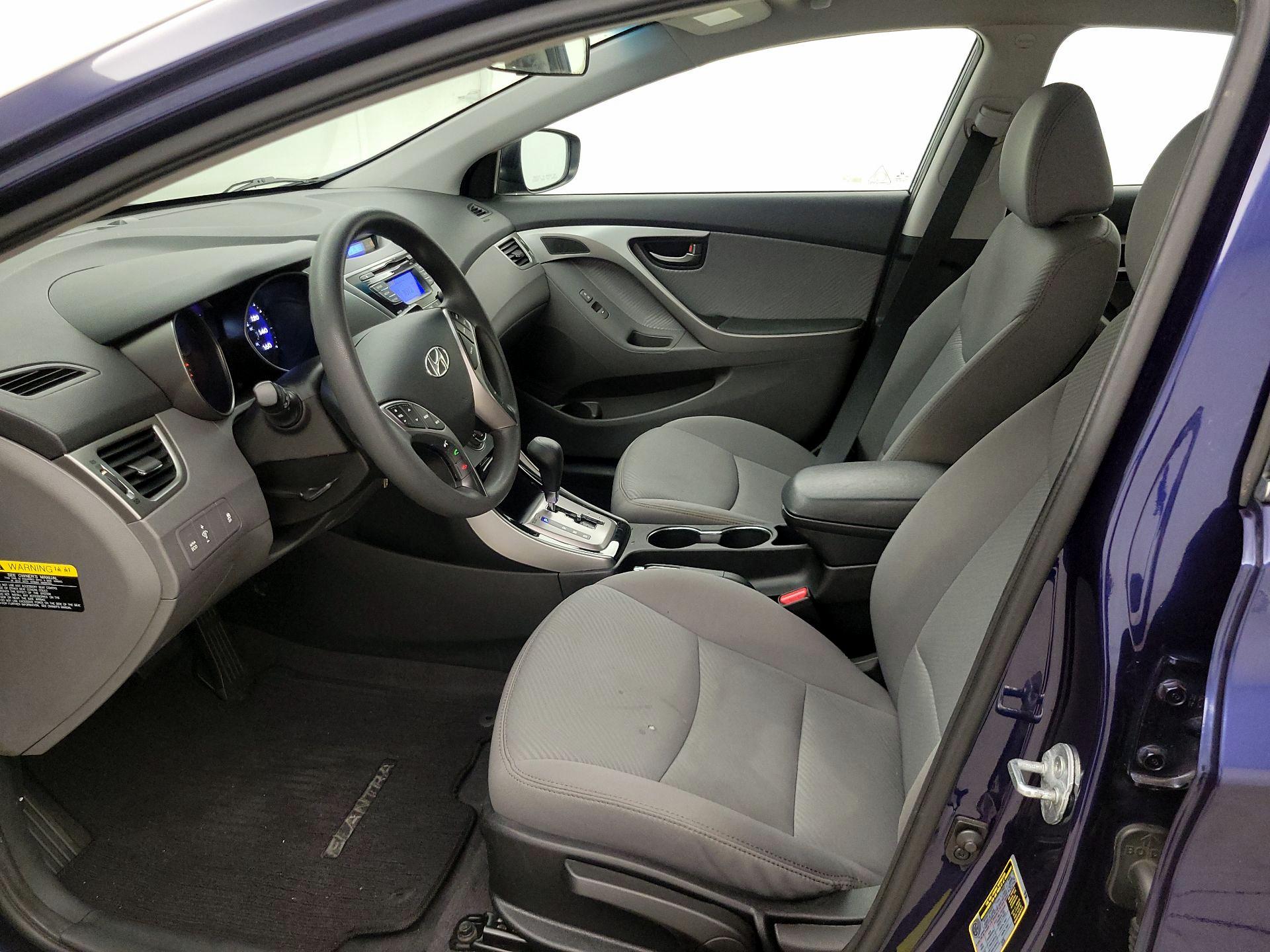 Thumbnail: 2013 Hyundai Elantra - 11