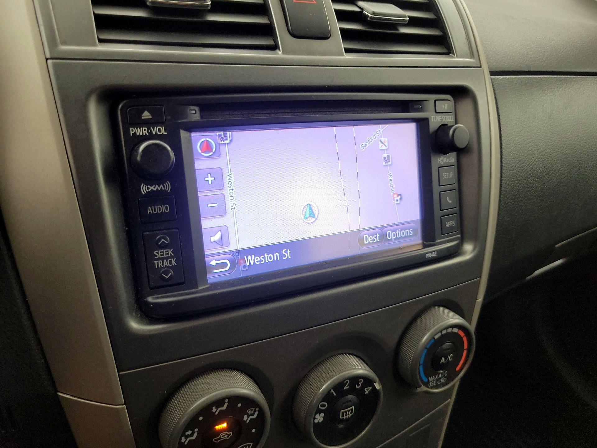 Thumbnail: 2013 Toyota Corolla - 14