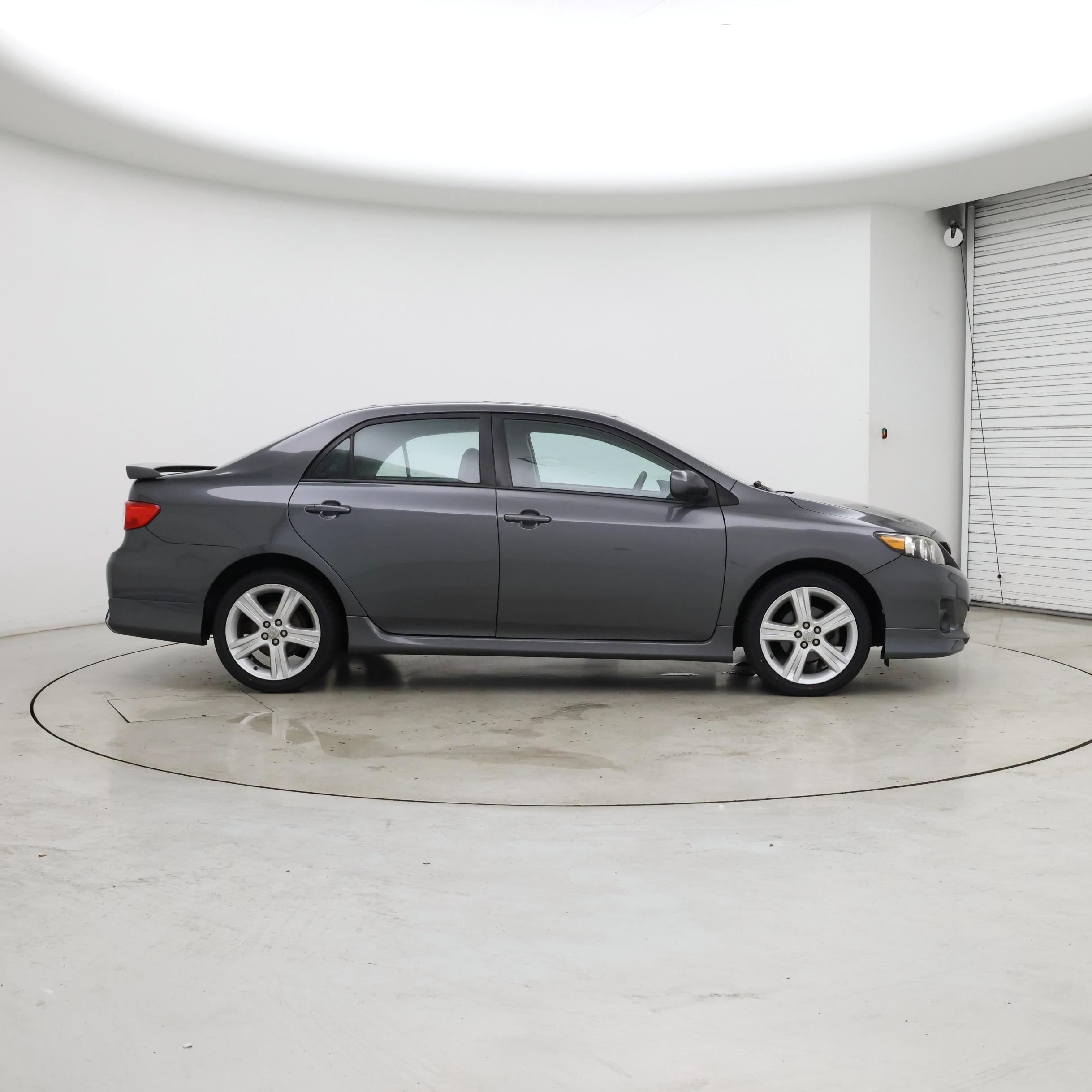 Thumbnail: 2013 Toyota Corolla - 7