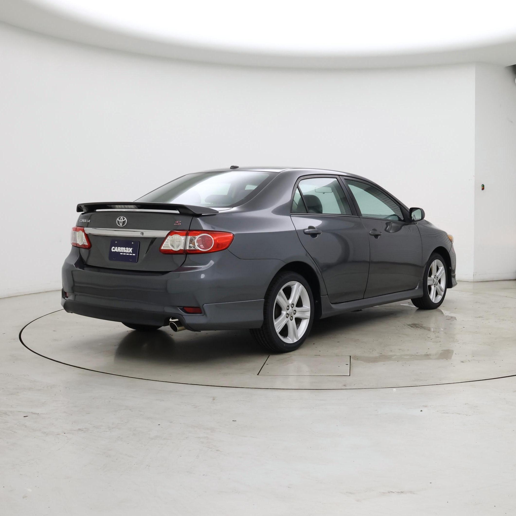 Thumbnail: 2013 Toyota Corolla - 8