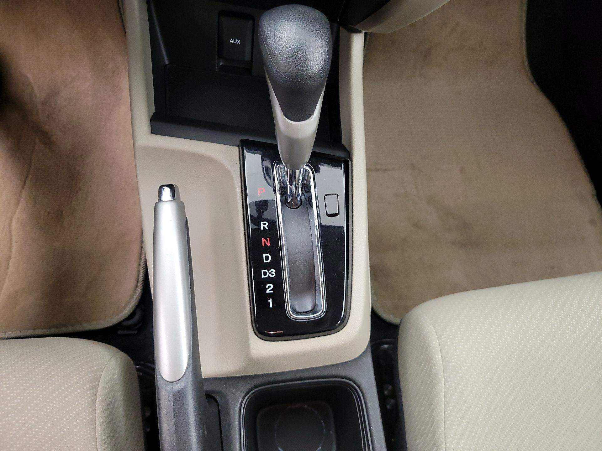 Thumbnail: 2013 Honda Civic - 16