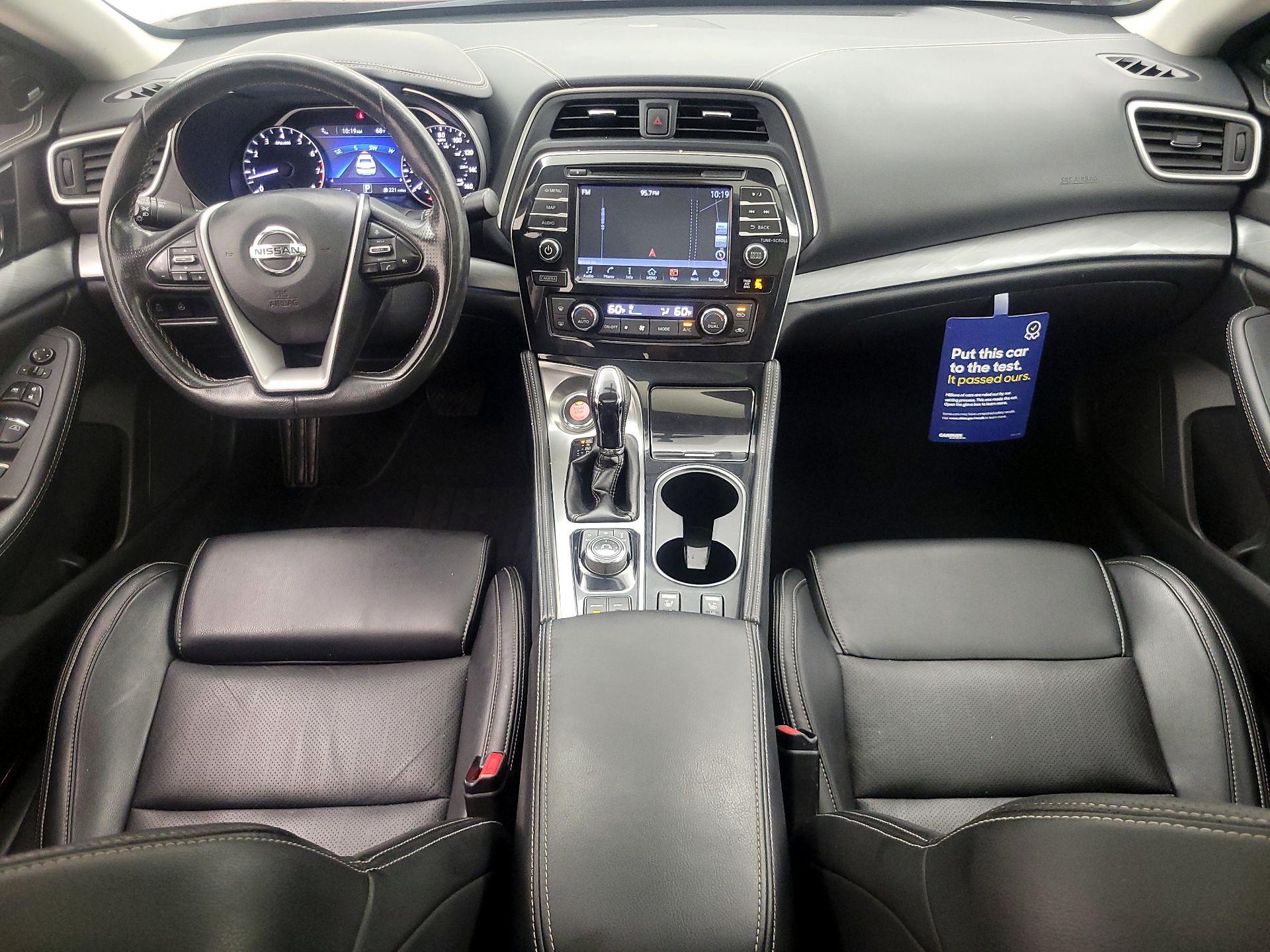 Thumbnail: 2017 Nissan Maxima - 9