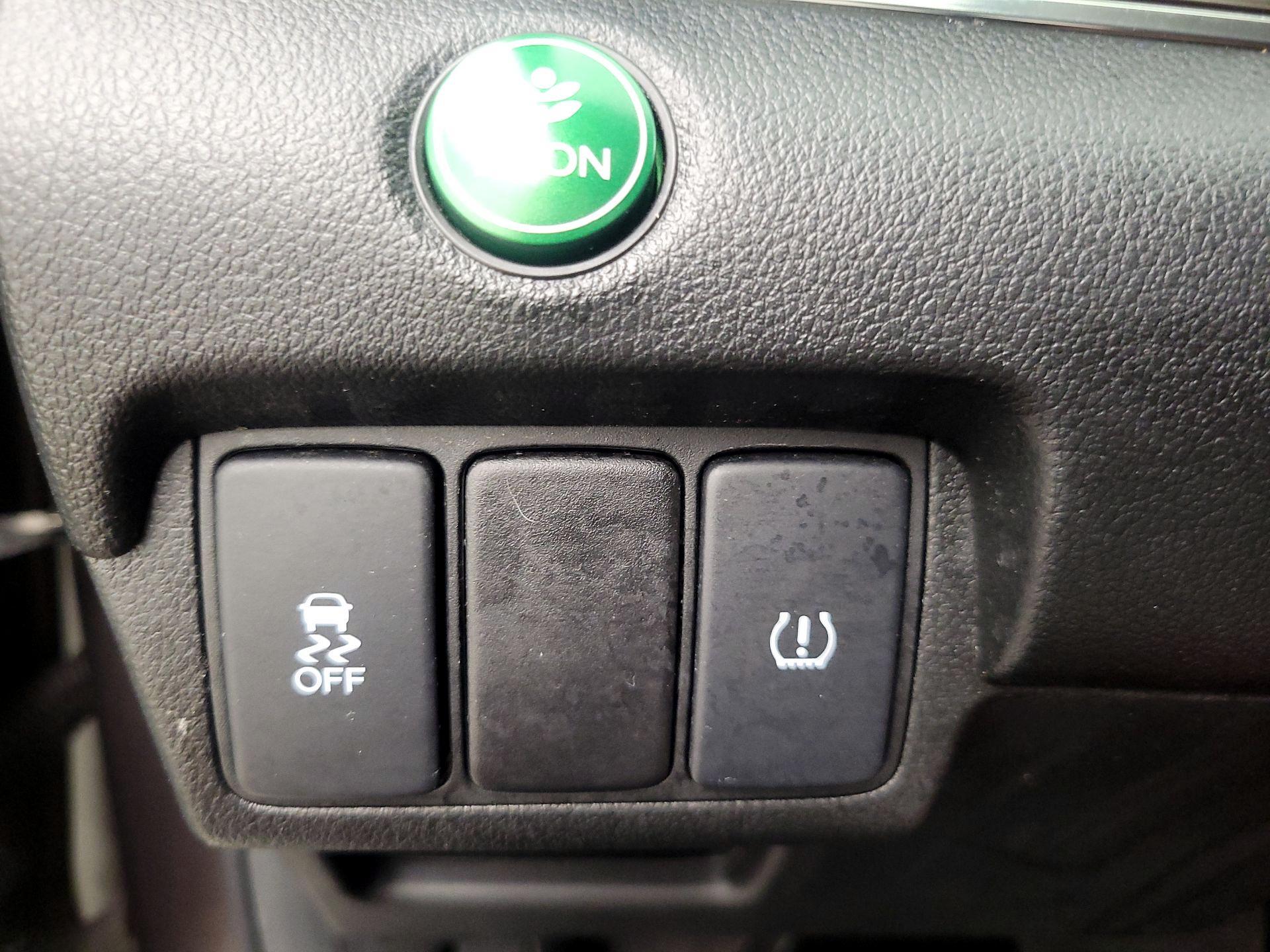 Thumbnail: 2015 Honda CR-V - 13