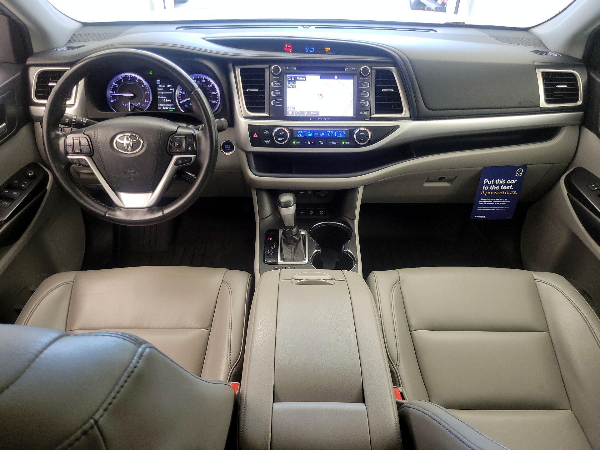 Thumbnail: 2019 Toyota Highlander - 9