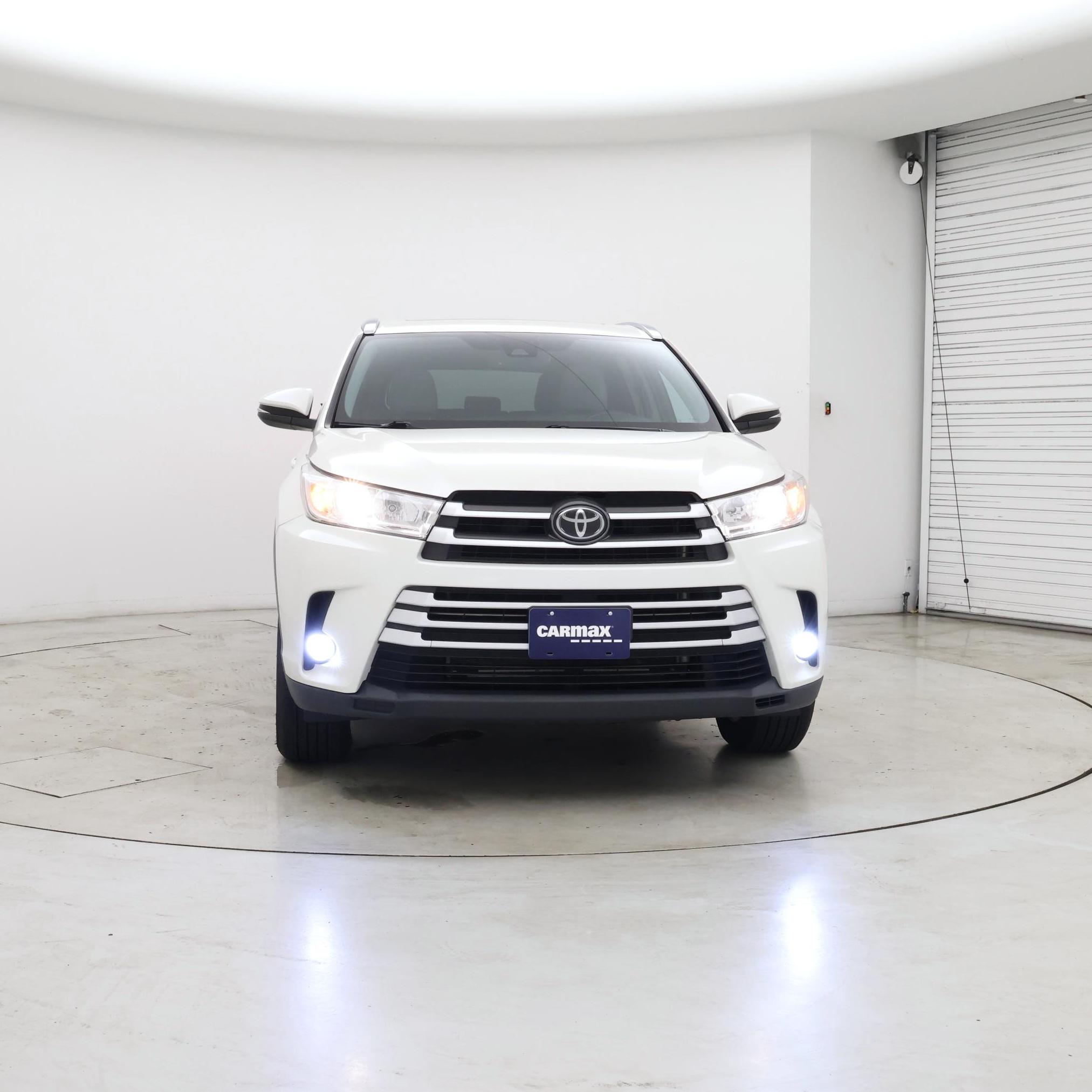 Thumbnail: 2019 Toyota Highlander - 5