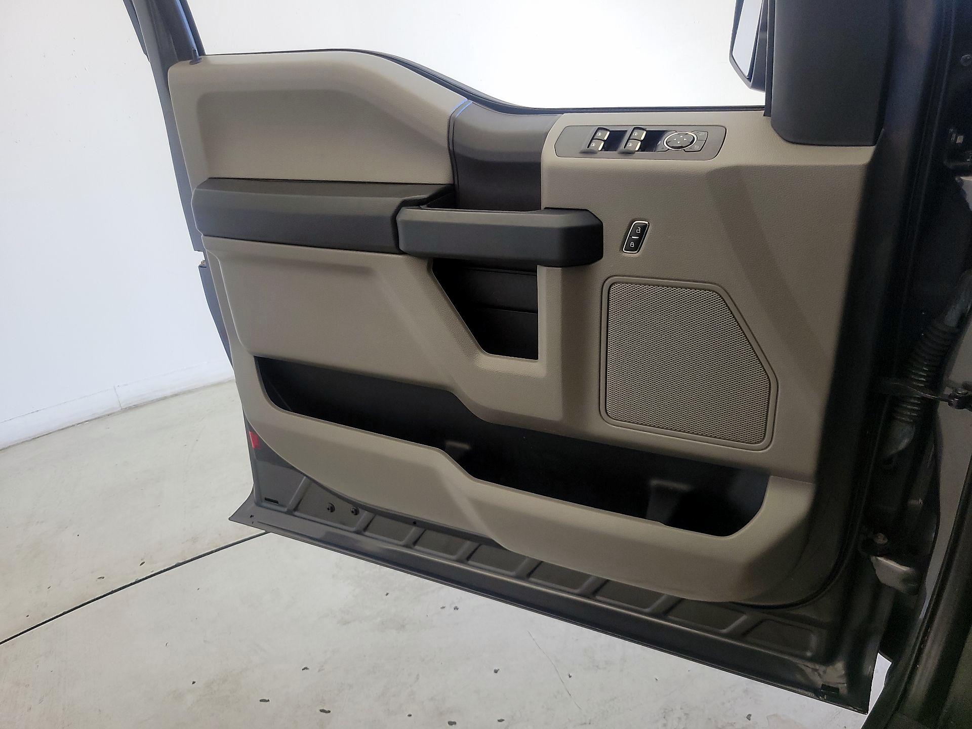 Thumbnail: 2019 Ford F-150 - 12