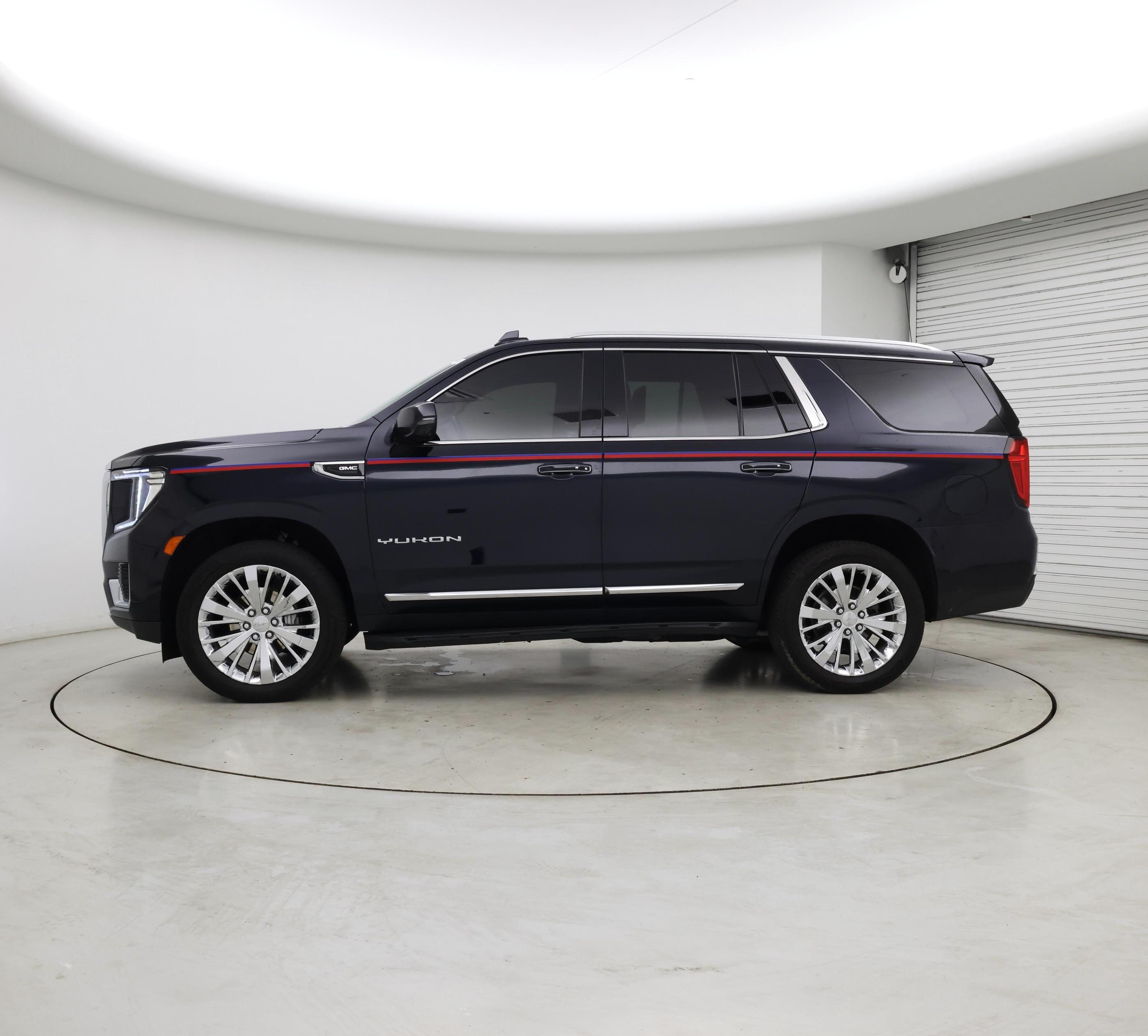 Thumbnail: 2021 GMC Yukon - 3