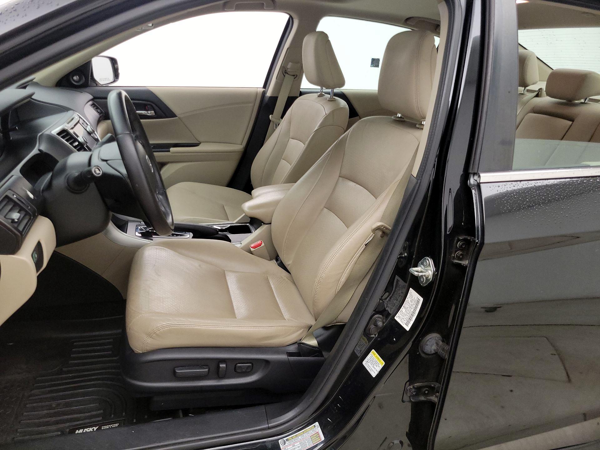 Thumbnail: 2013 Honda Accord - 11