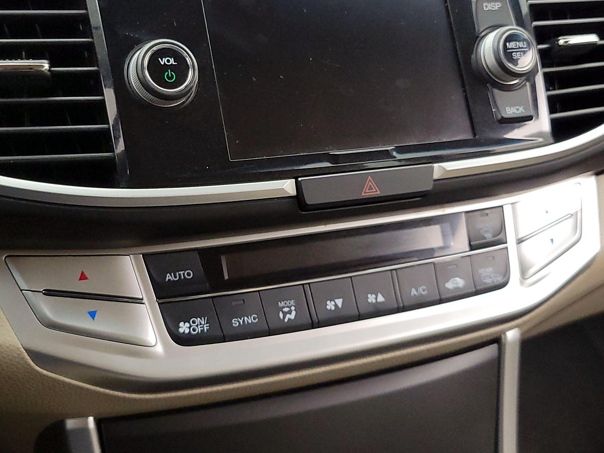 Thumbnail: 2013 Honda Accord - 16
