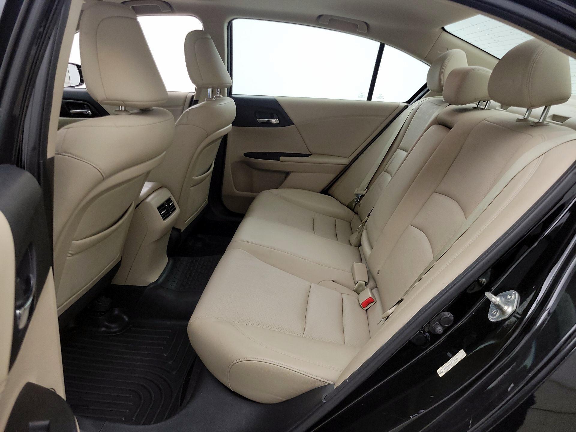 Thumbnail: 2013 Honda Accord - 20