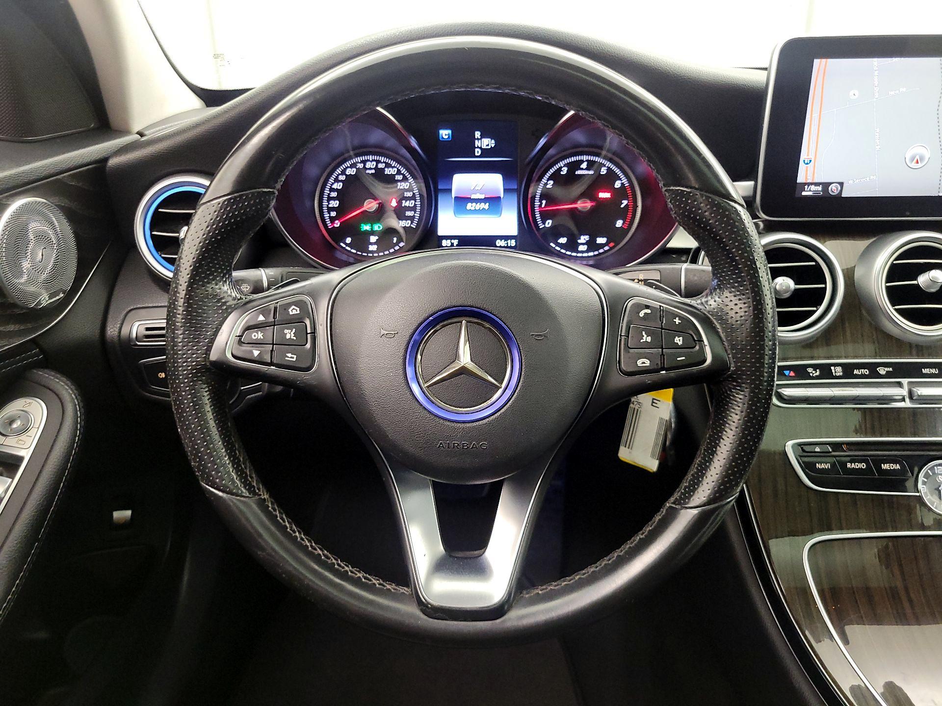 Thumbnail: 2015 Mercedes-Benz C-Class - 10