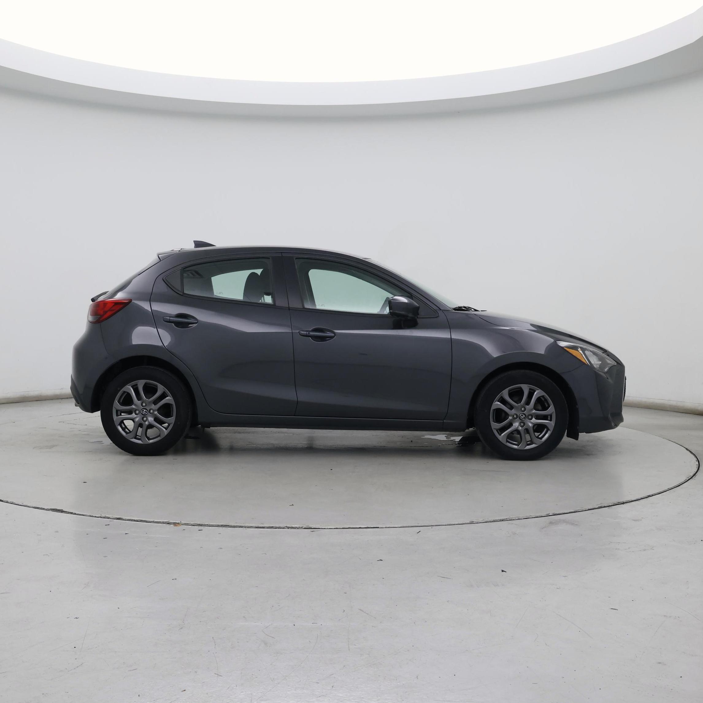 Thumbnail: 2020 Toyota Yaris - 7