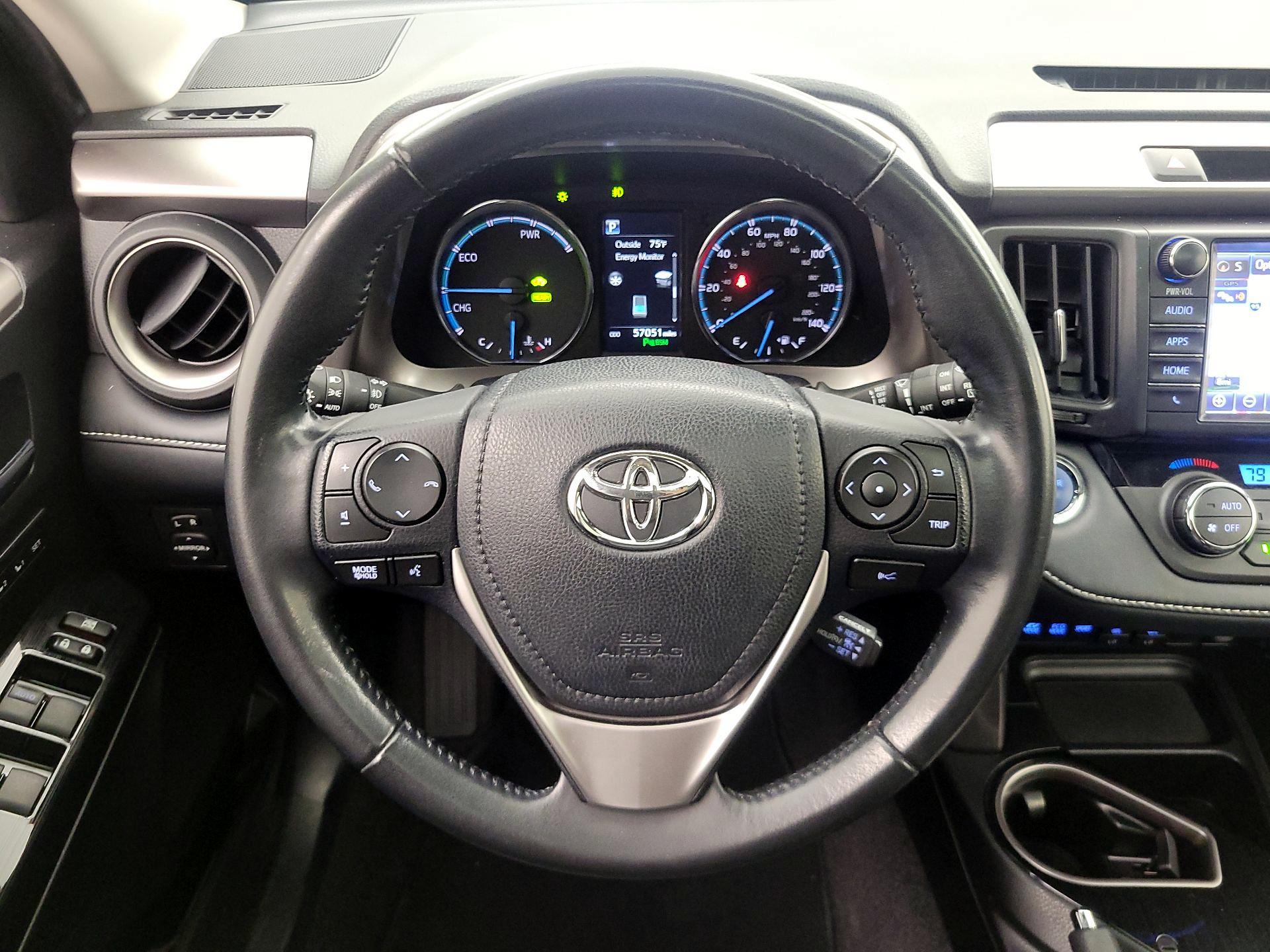 Thumbnail: 2018 Toyota RAV4 - 10