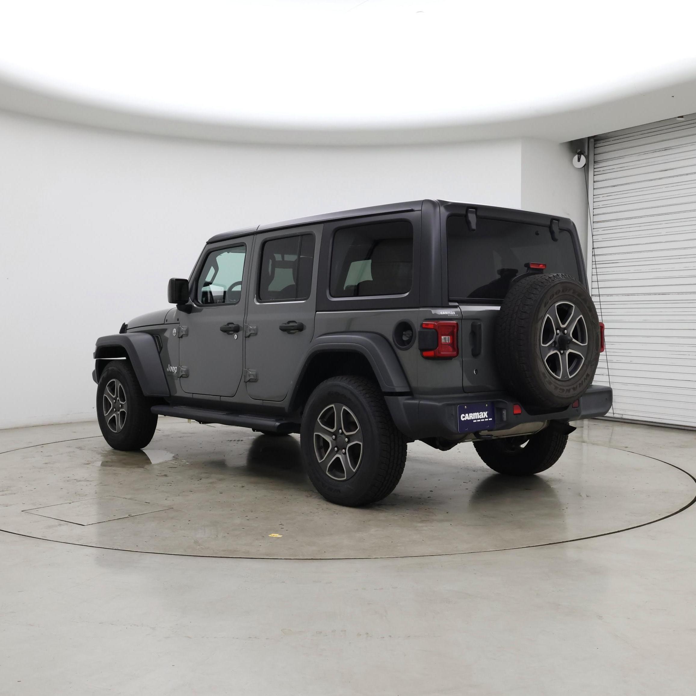 Thumbnail: 2019 Jeep Wrangler - 2