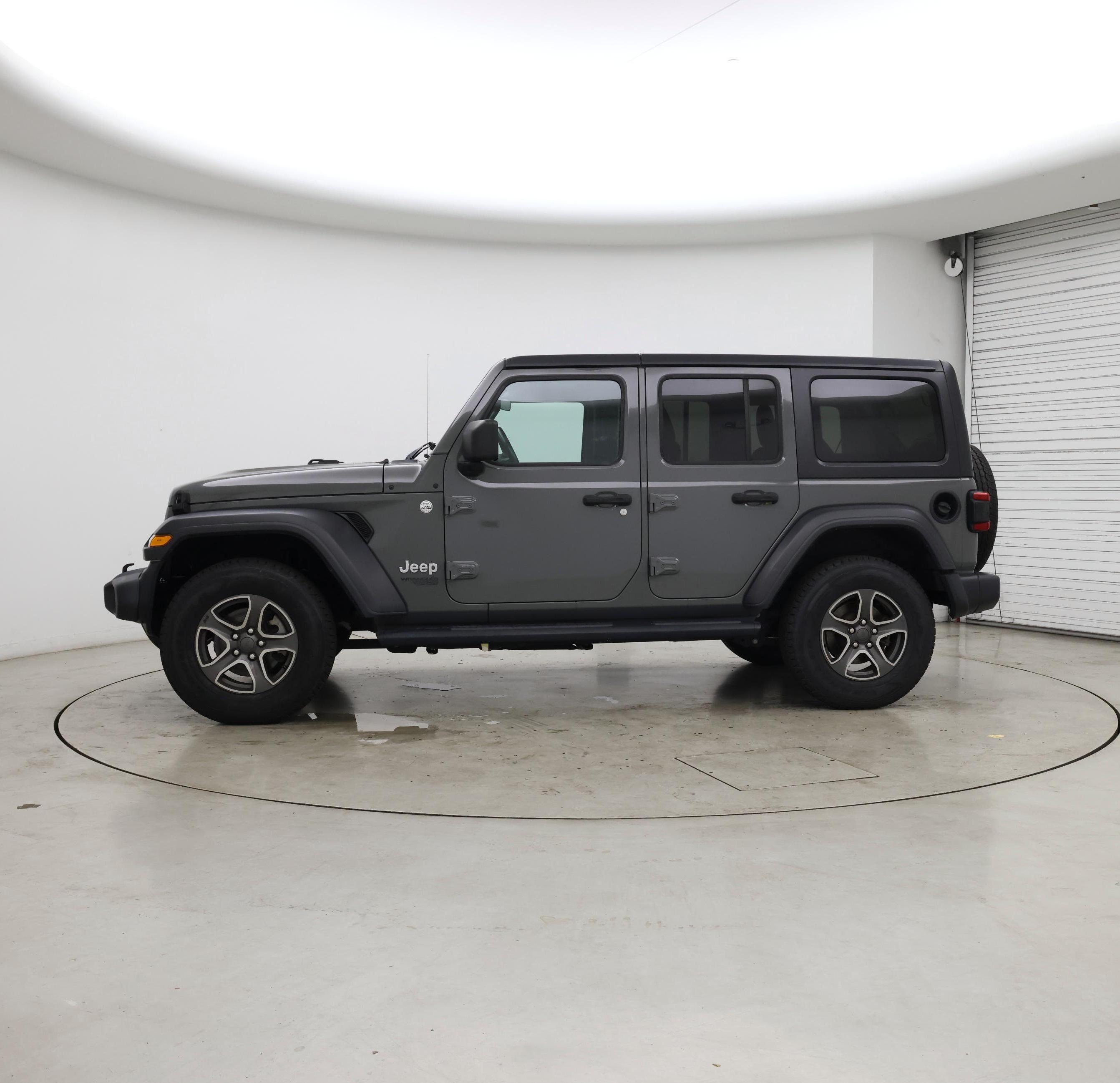 Thumbnail: 2019 Jeep Wrangler - 3