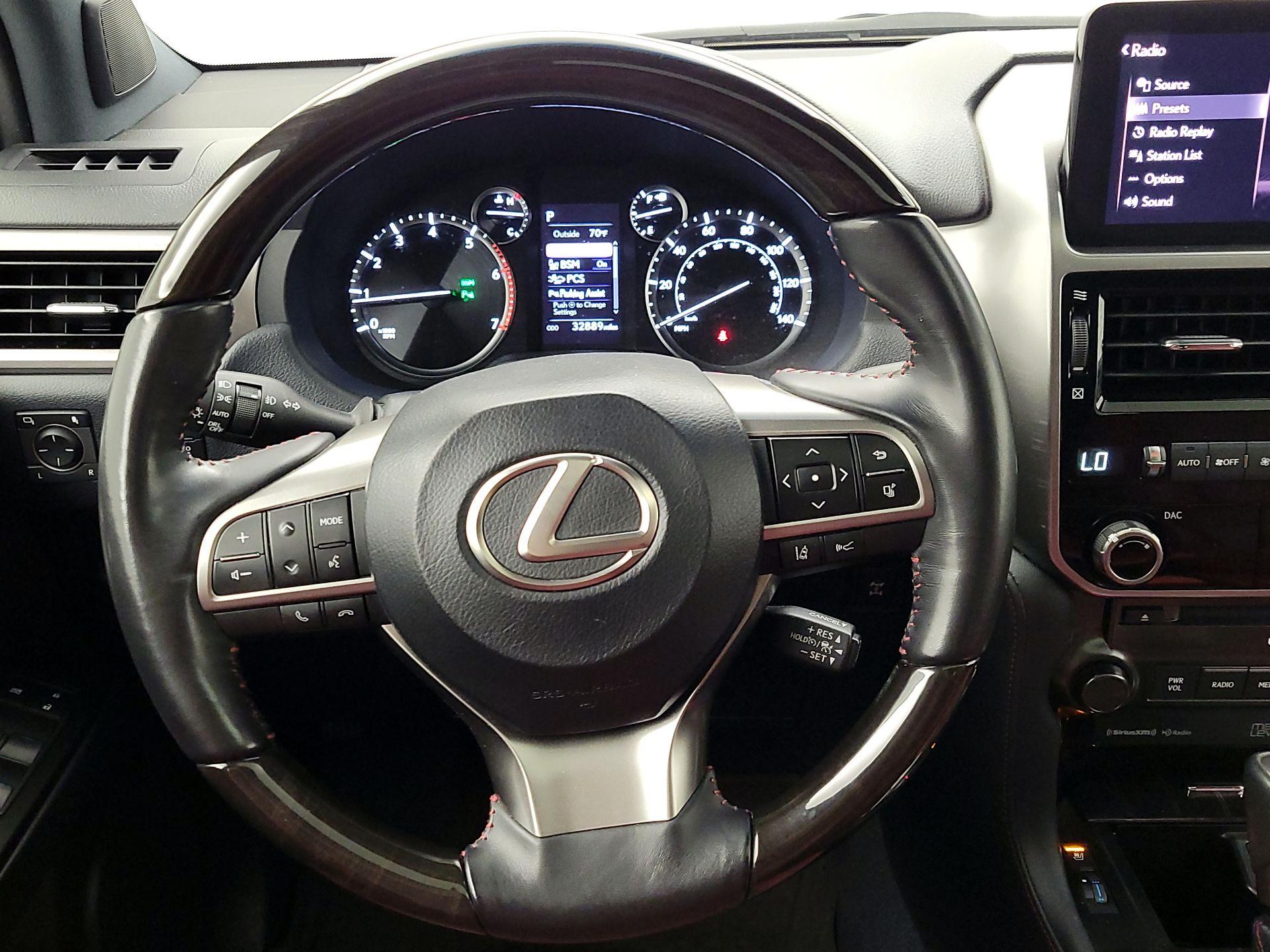 Thumbnail: 2022 Lexus GX - 10