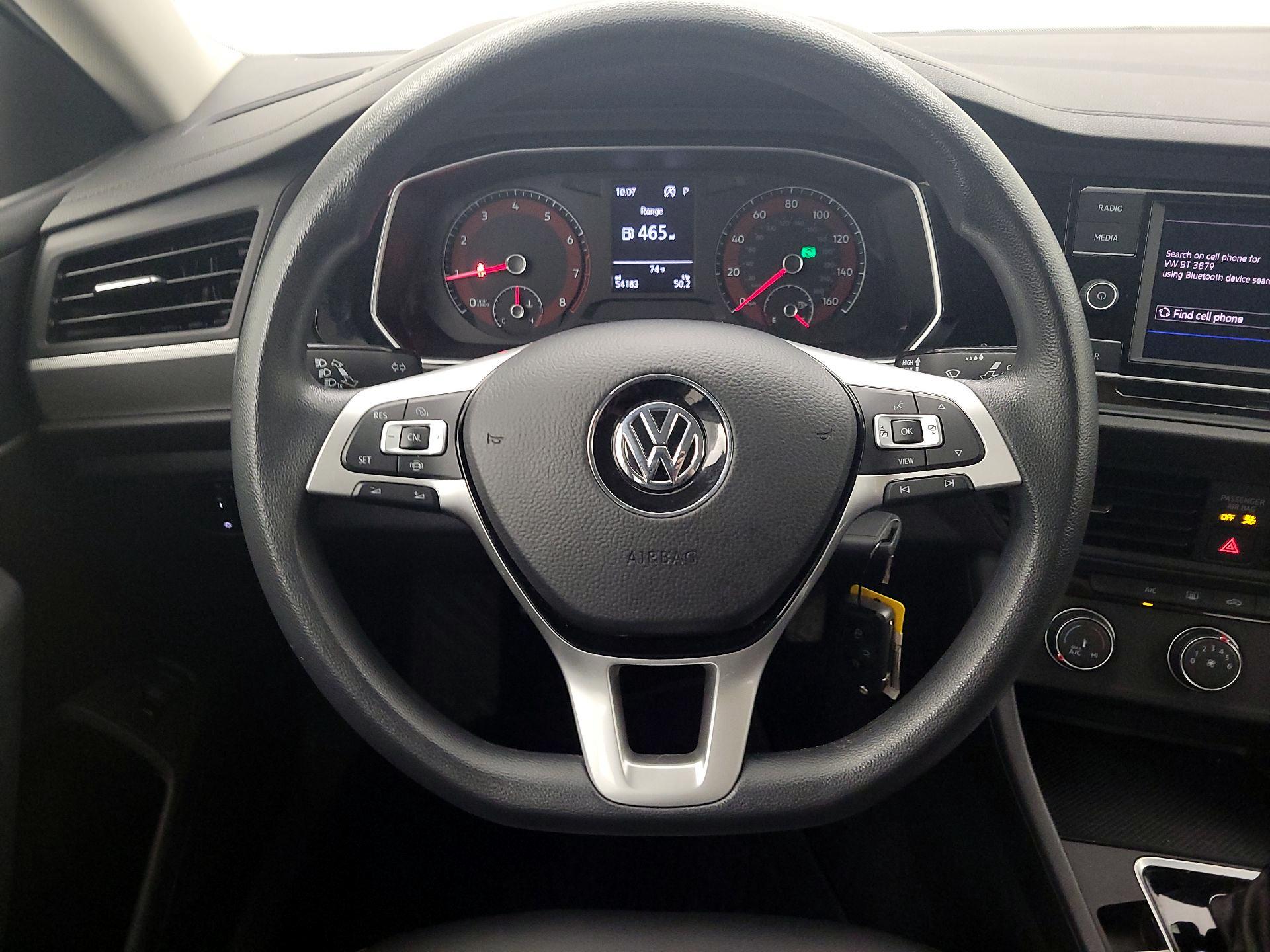 Thumbnail: 2019 Volkswagen Jetta - 10