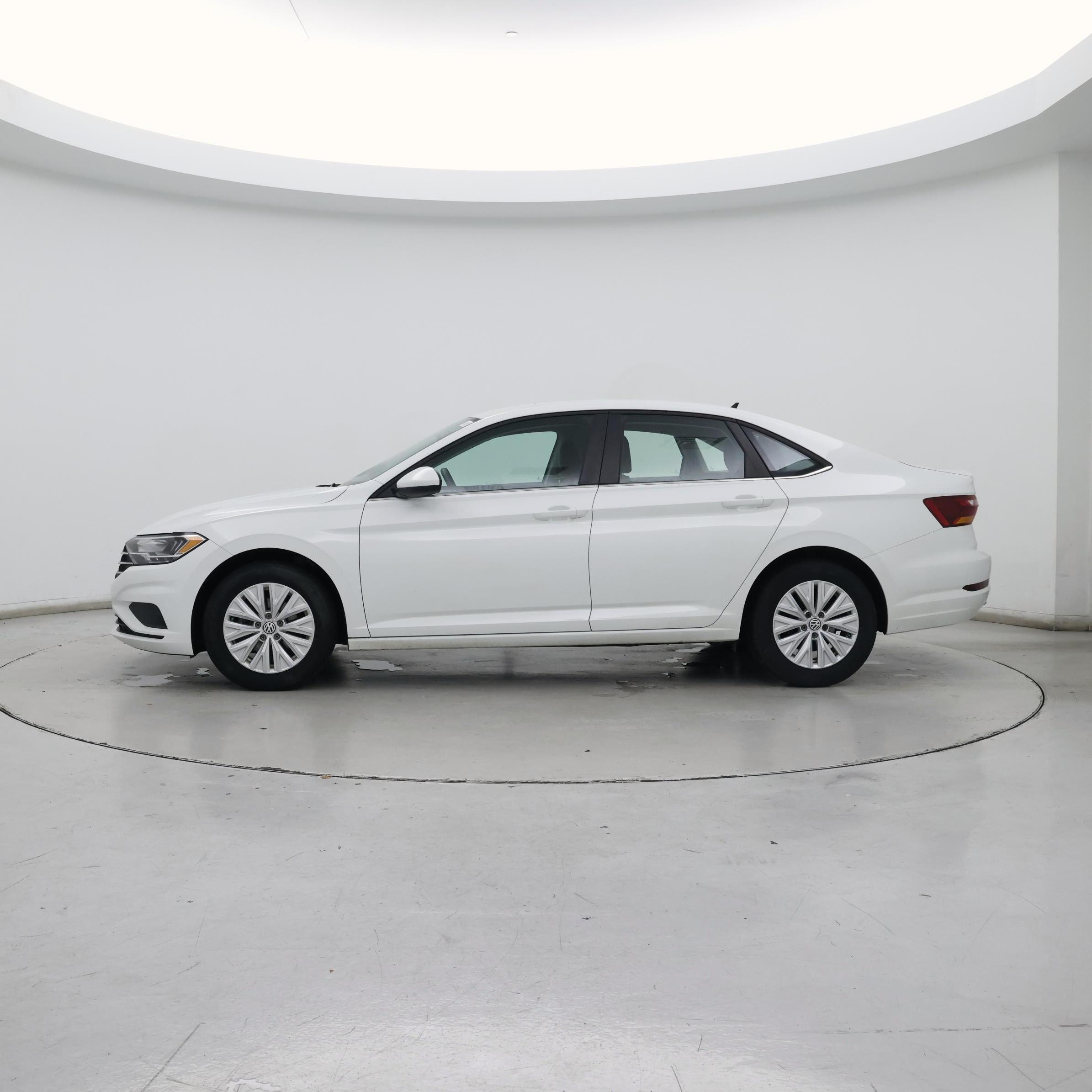 Thumbnail: 2019 Volkswagen Jetta - 3