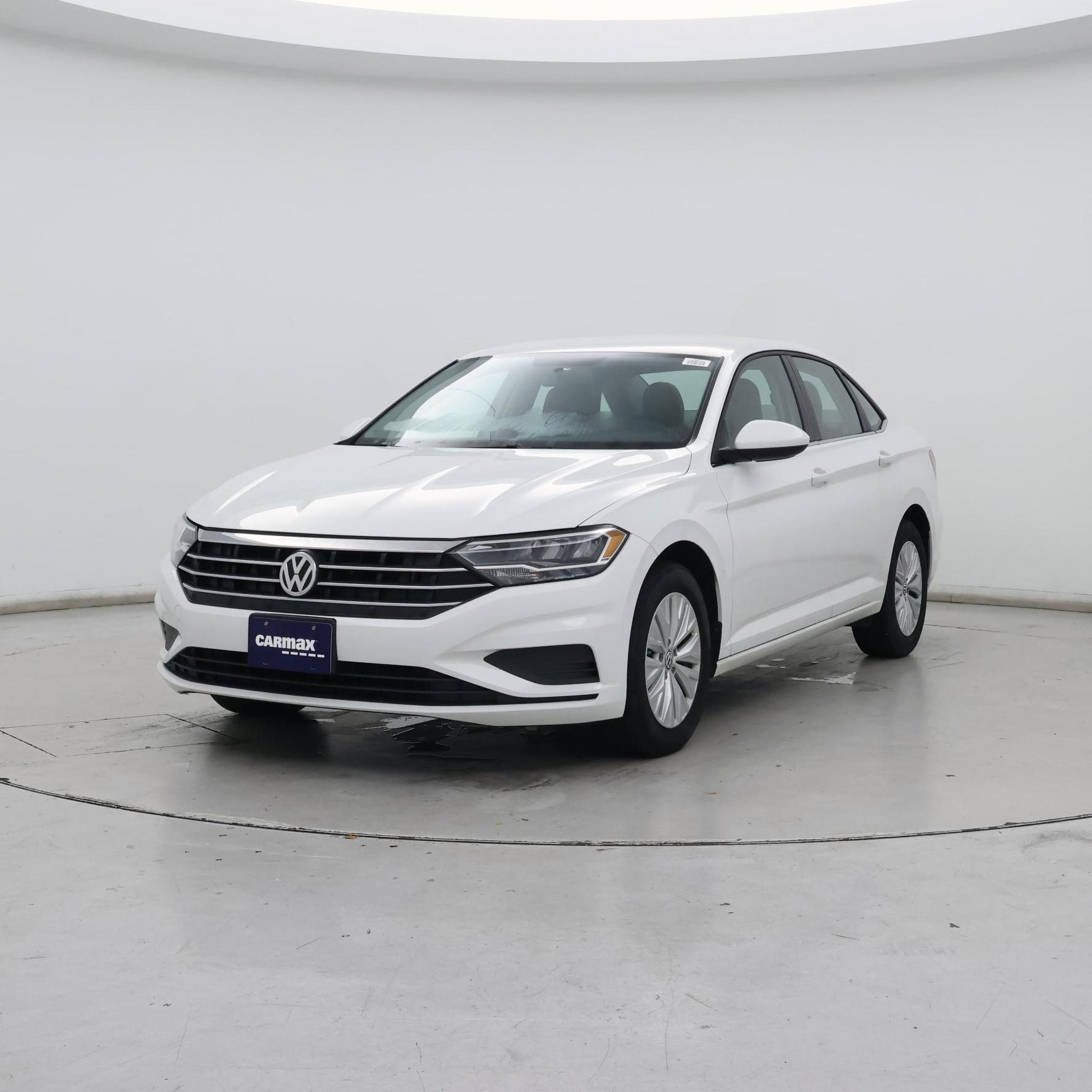Thumbnail: 2019 Volkswagen Jetta - 4